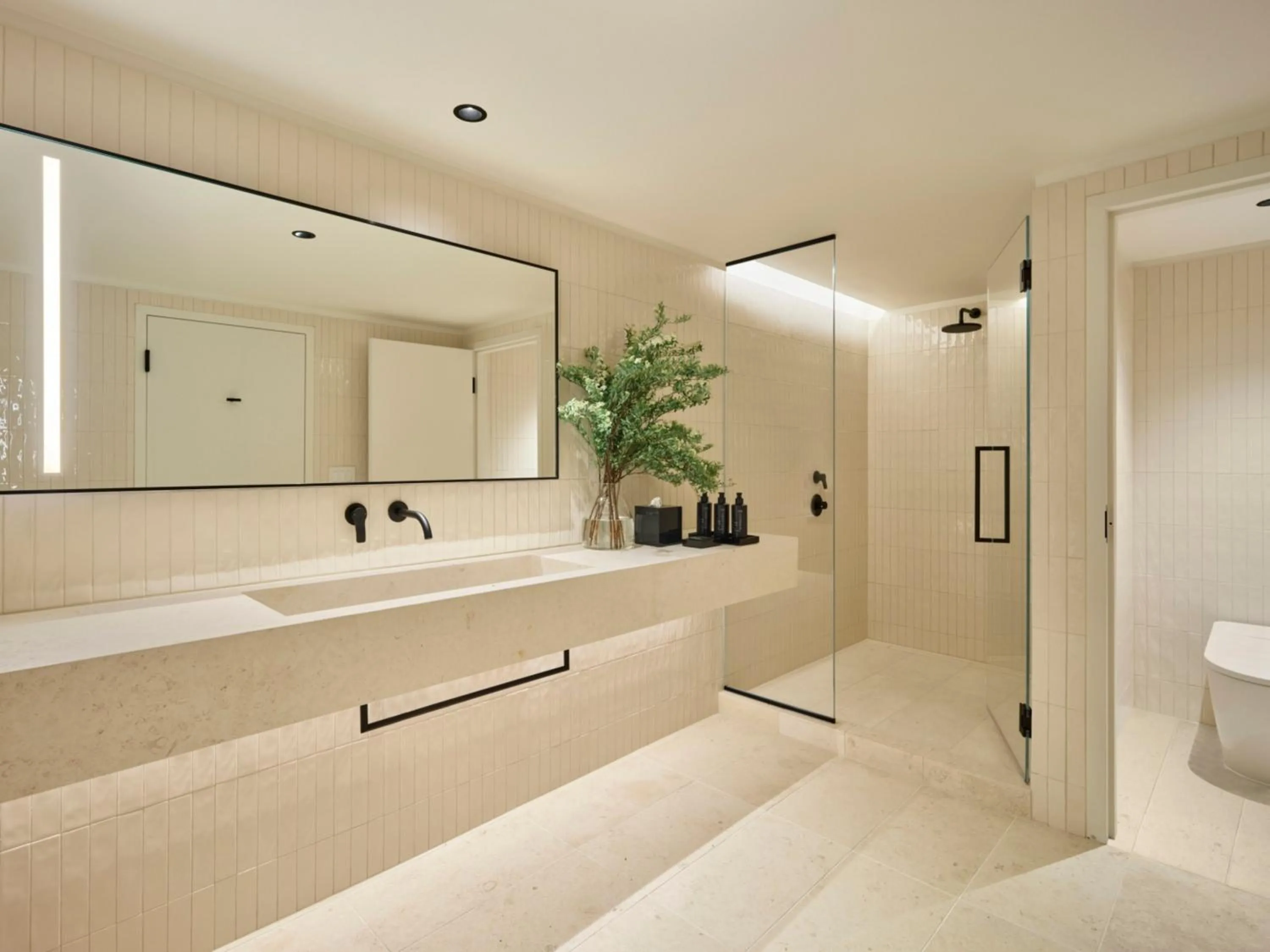 Bathroom in Hotel AKA Alexandria