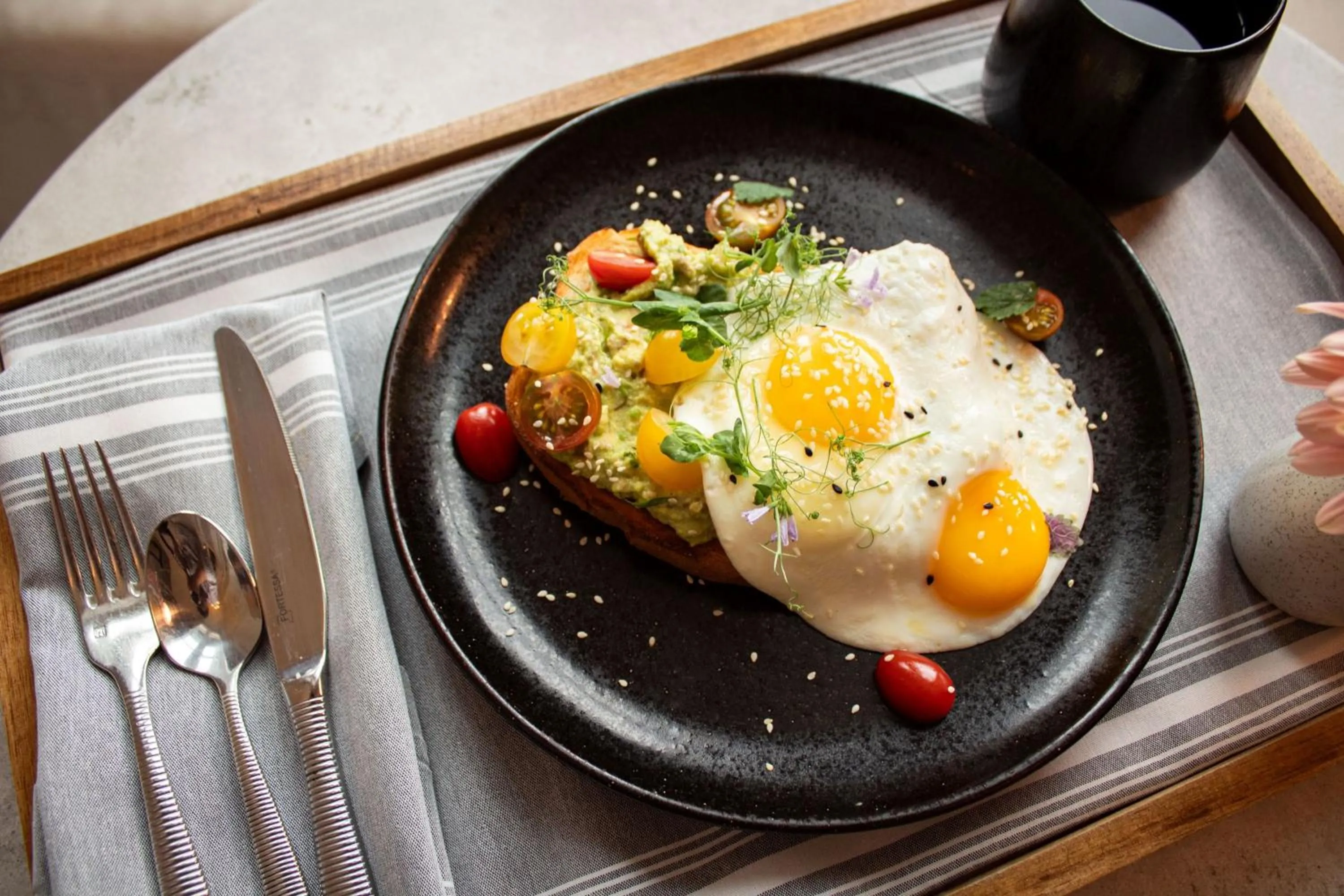 Breakfast in The Union Station Nashville Yards, Autograph Collection