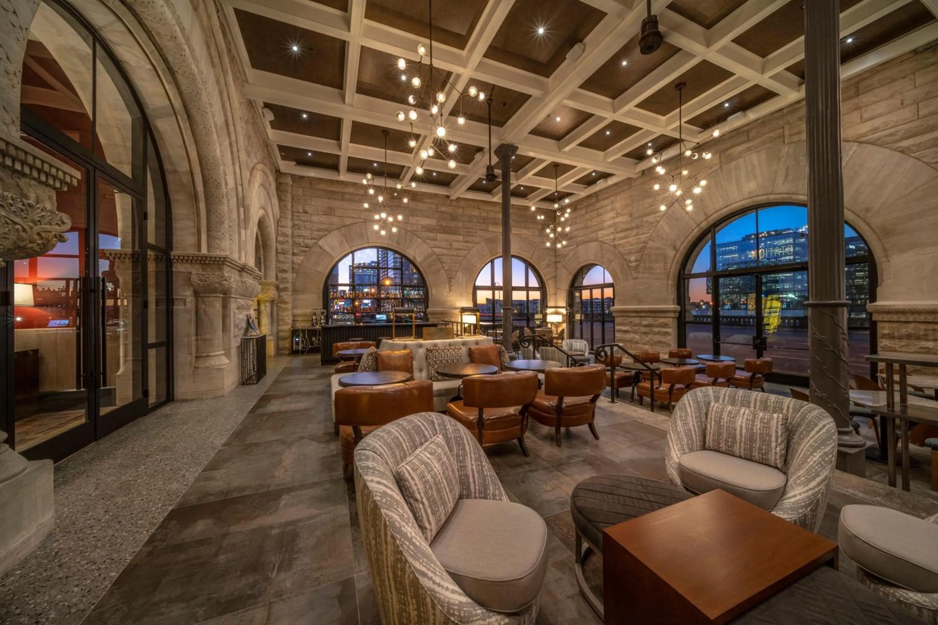 Restaurant/places to eat in The Union Station Nashville Yards, Autograph Collection