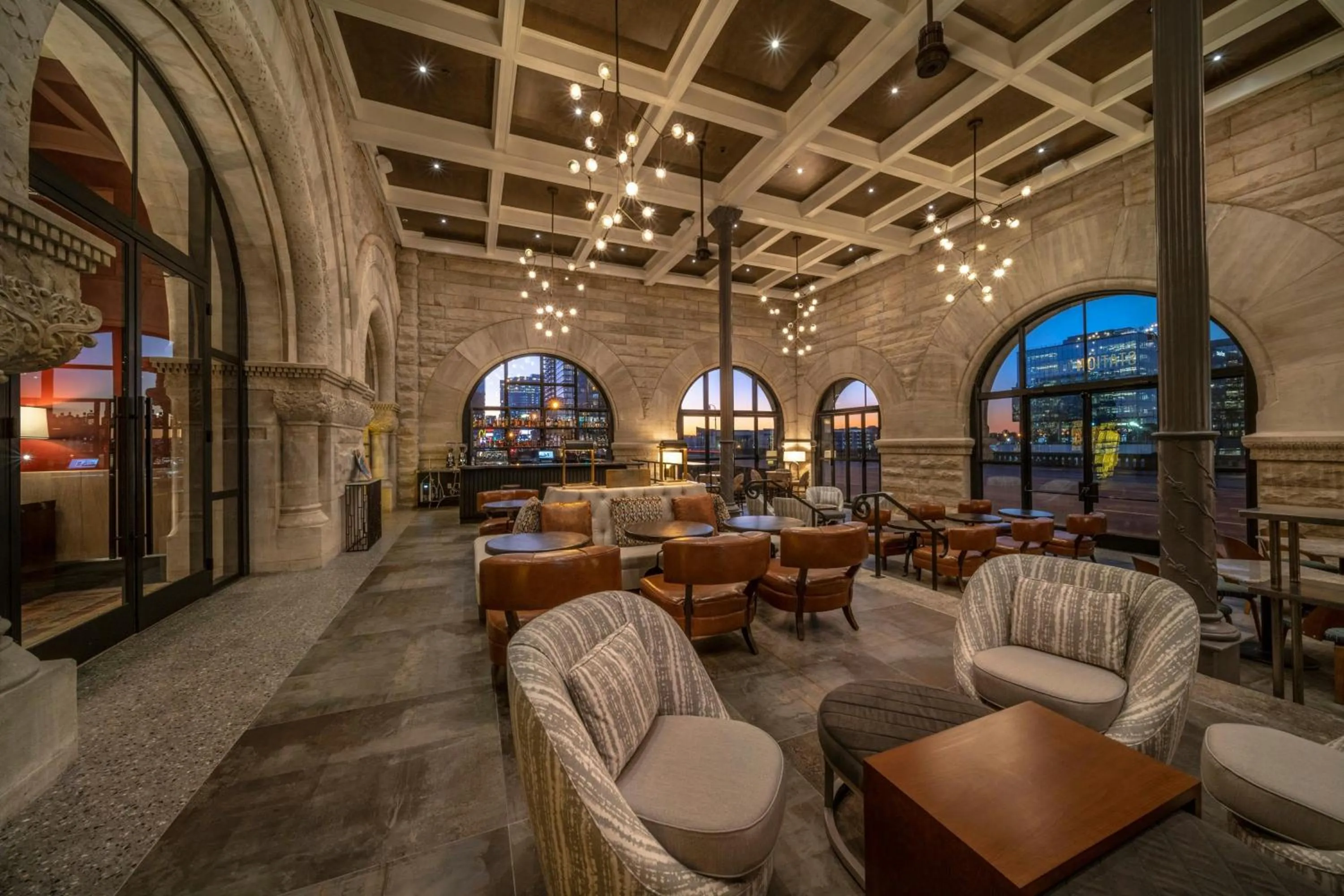 Restaurant/places to eat in The Union Station Nashville Yards, Autograph Collection