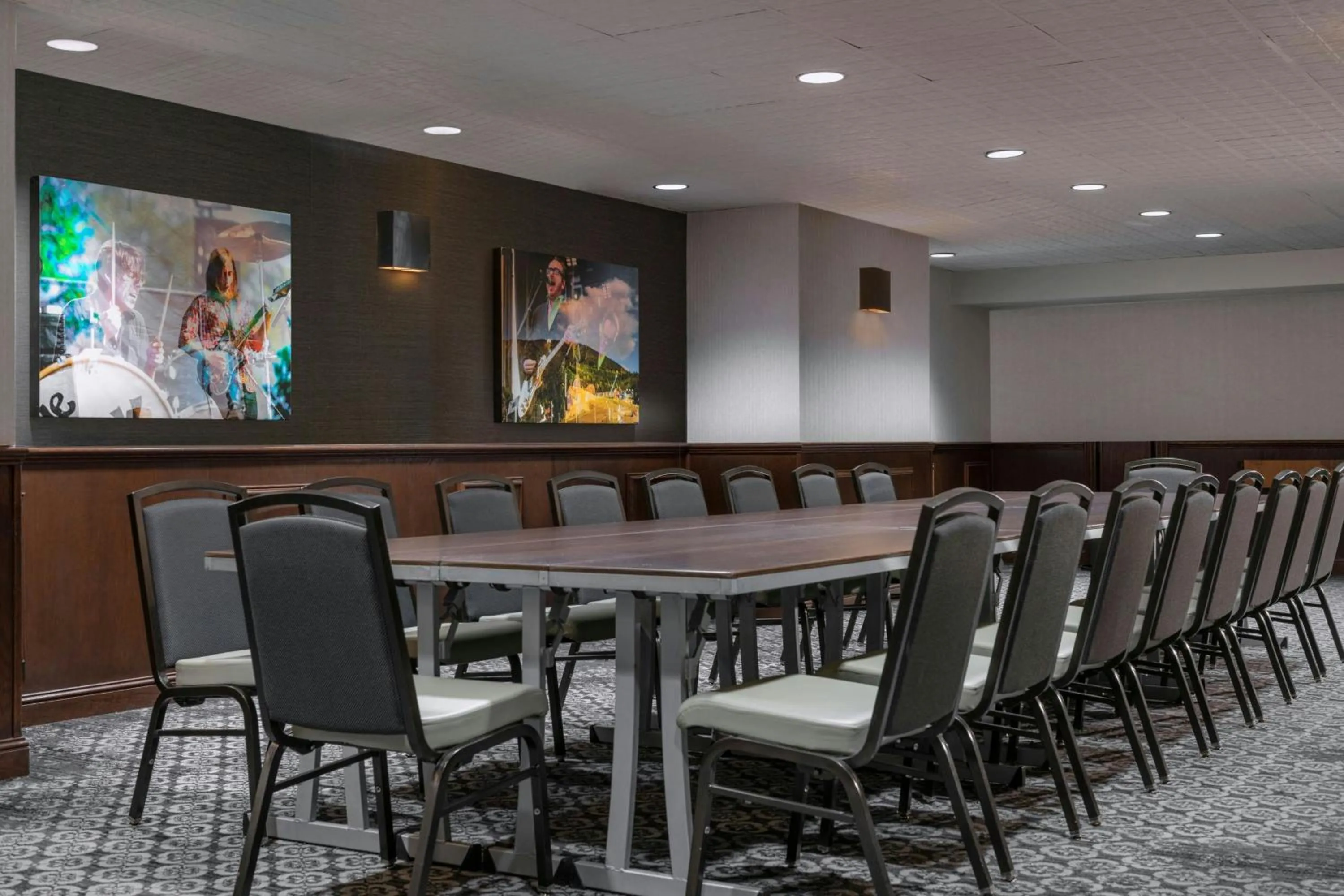 Meeting/conference room in The Union Station Nashville Yards, Autograph Collection