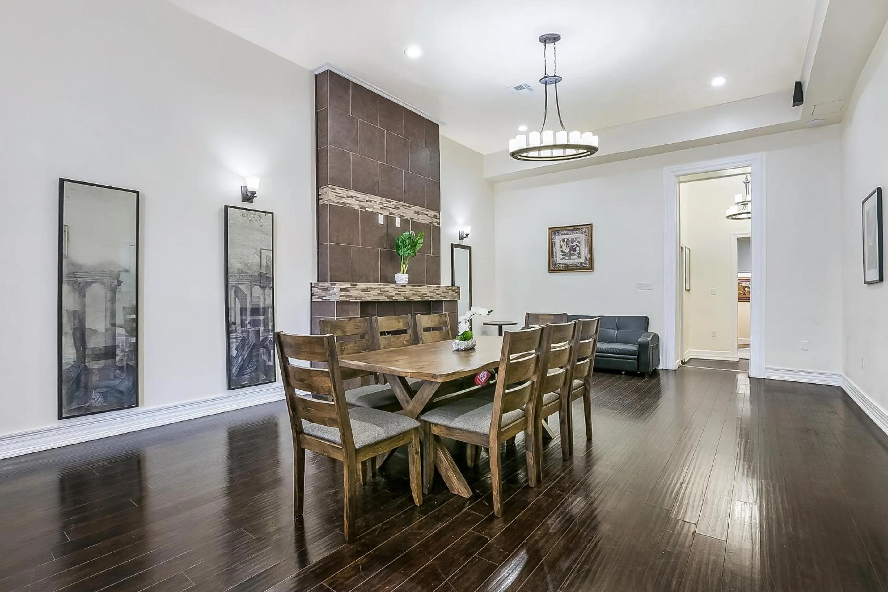 Dining area in Stylish 4BR condo in Downtown by Hosteeva
