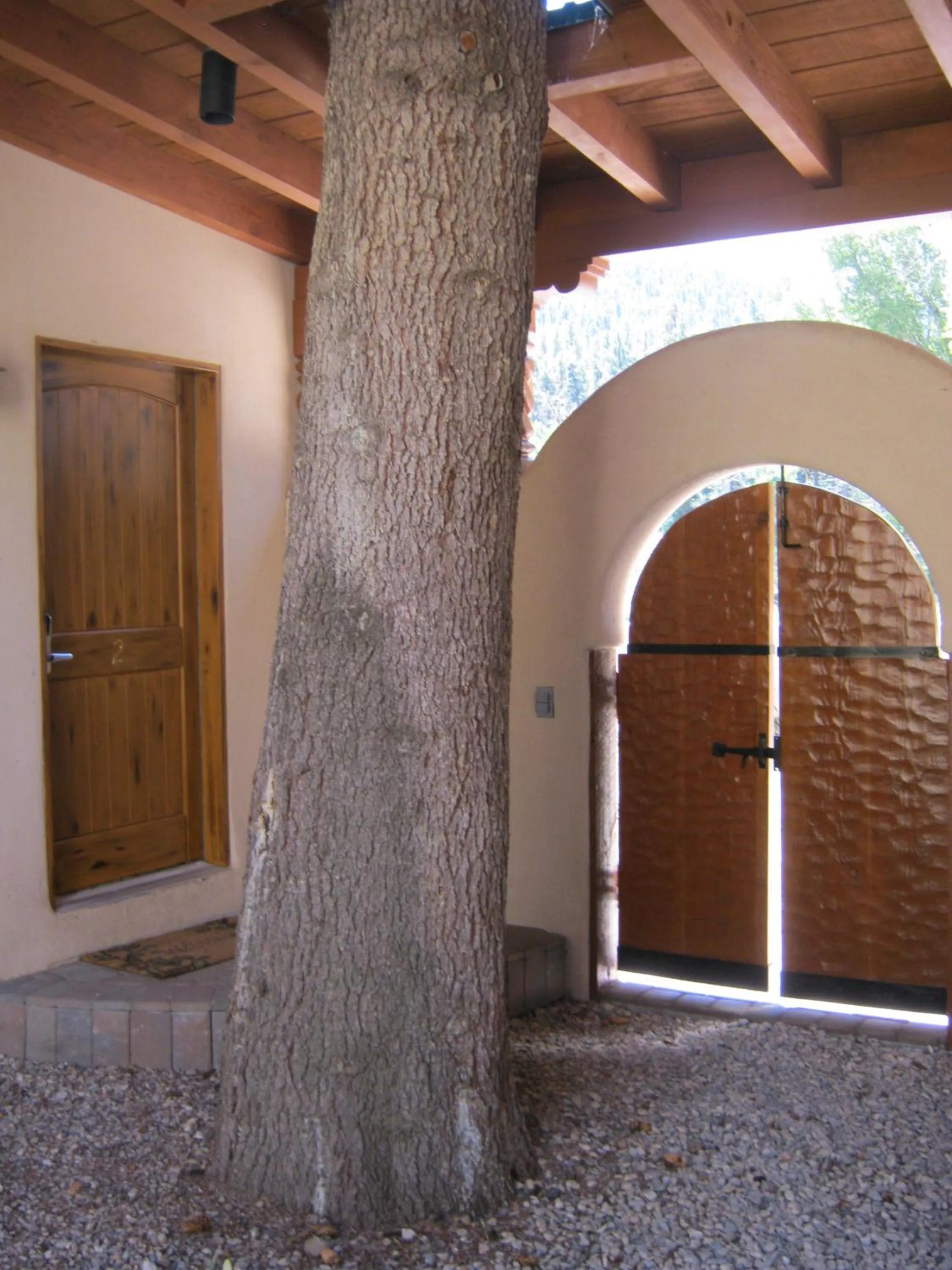Facade/entrance in Shady Brook Inn Village/Resort