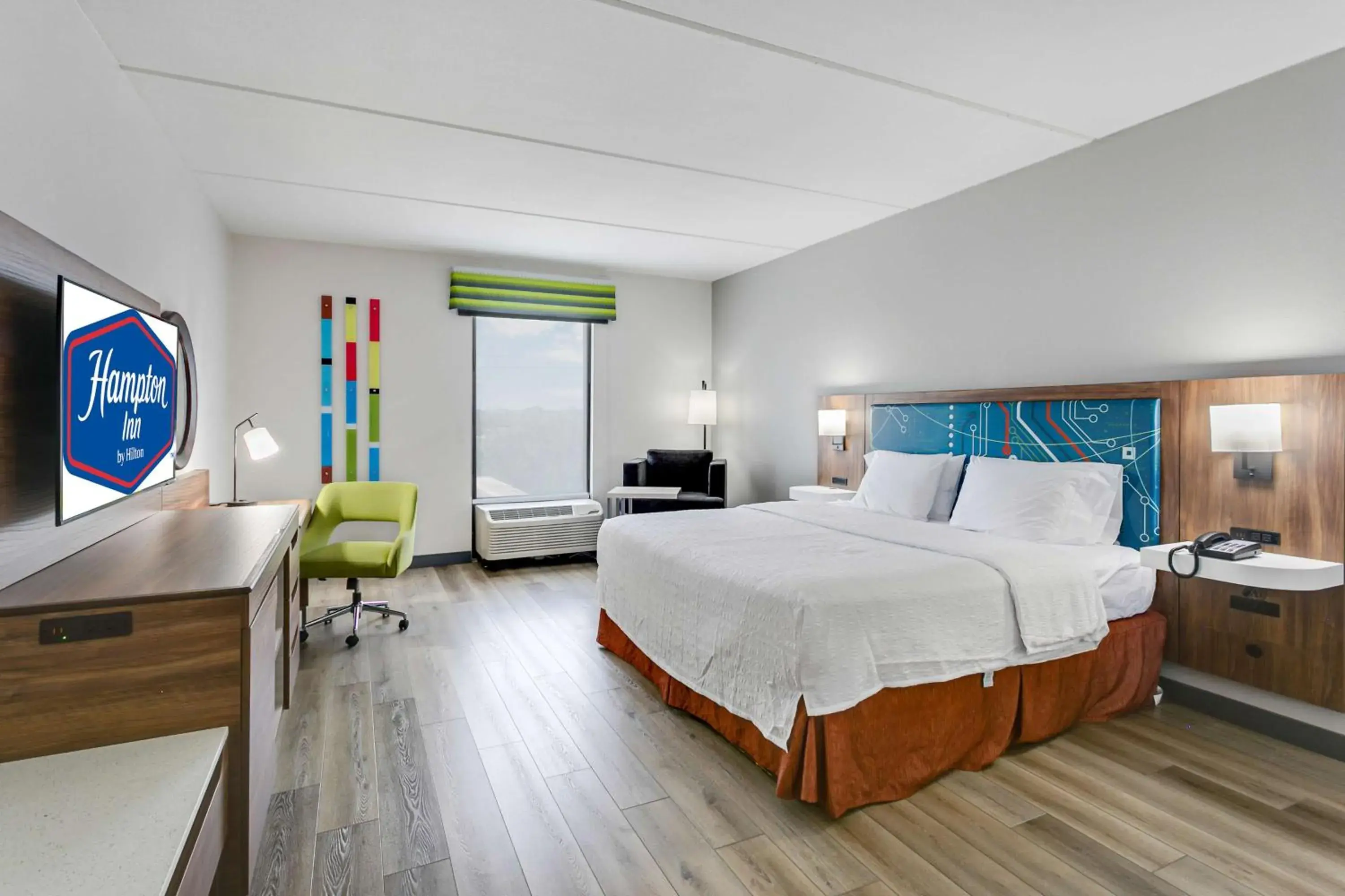 King Room with Sofa Bed and Study - Non-Smoking in Hampton Inn Houston-Pearland, TX King Room with Sofa Bed and Study - Non-Smoking in Hampton Inn Houston-Pearland, TX