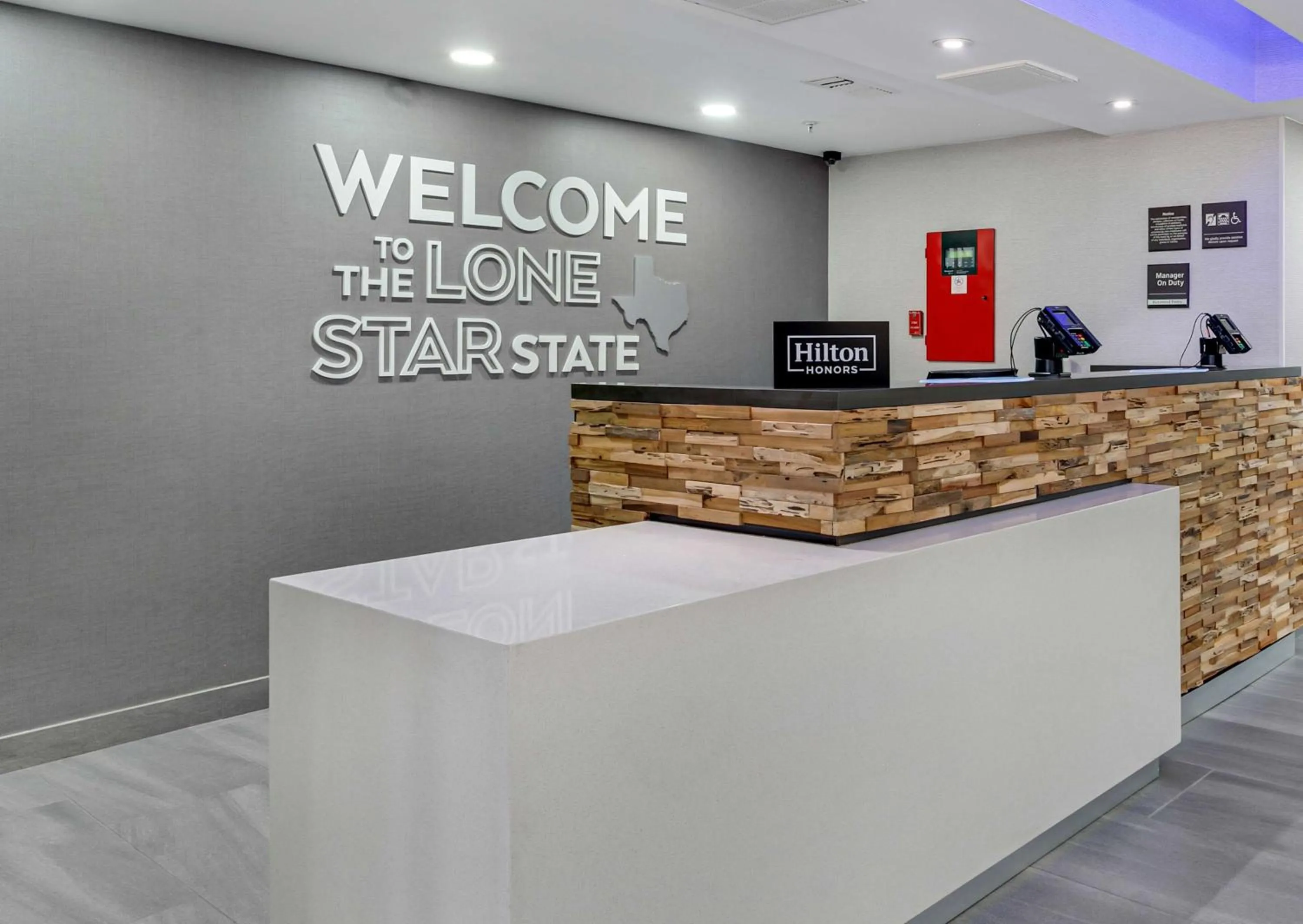 Lobby or reception in Hampton Inn Houston-Pearland, TX