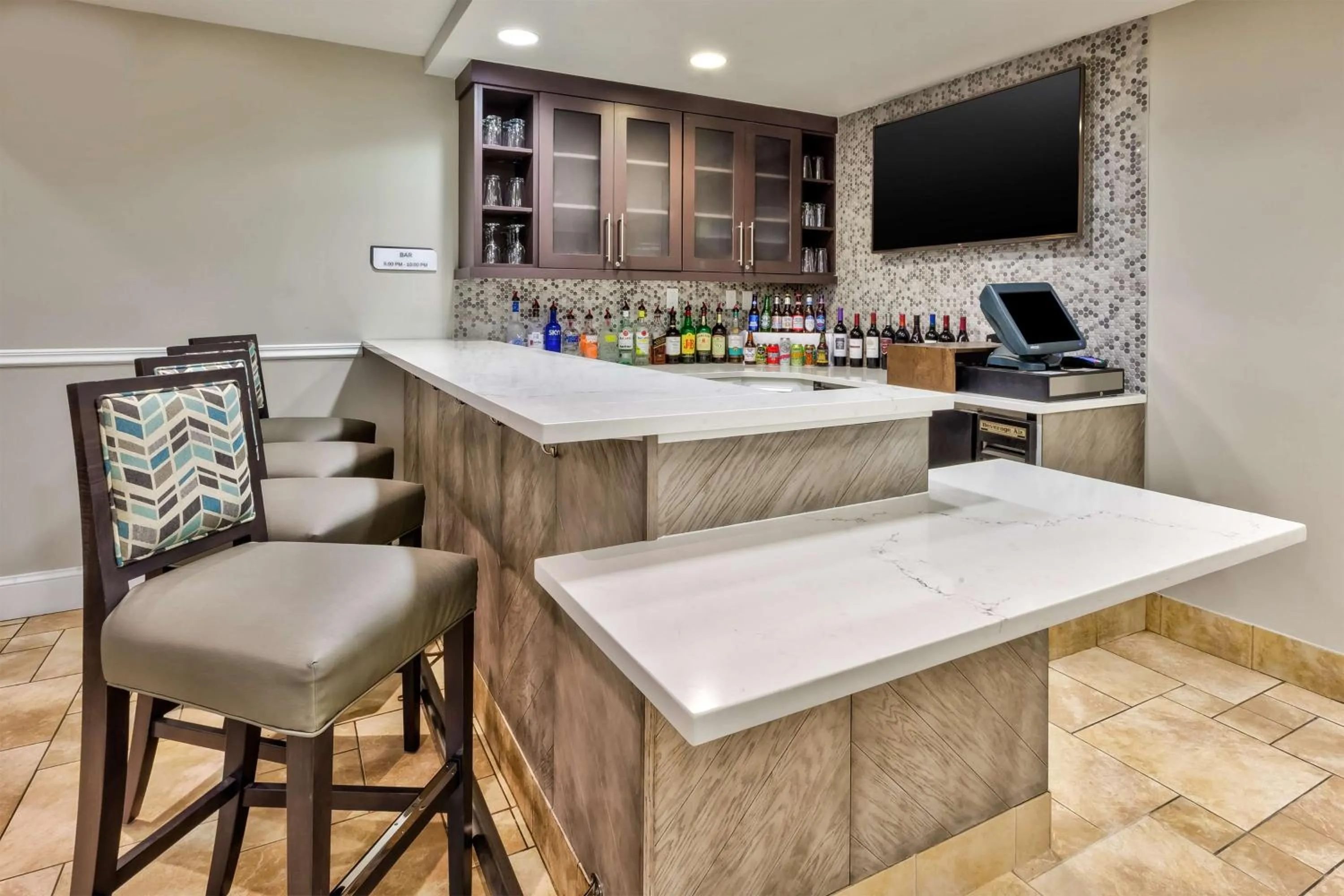Lounge or bar in Hilton Garden Inn Minneapolis Maple Grove