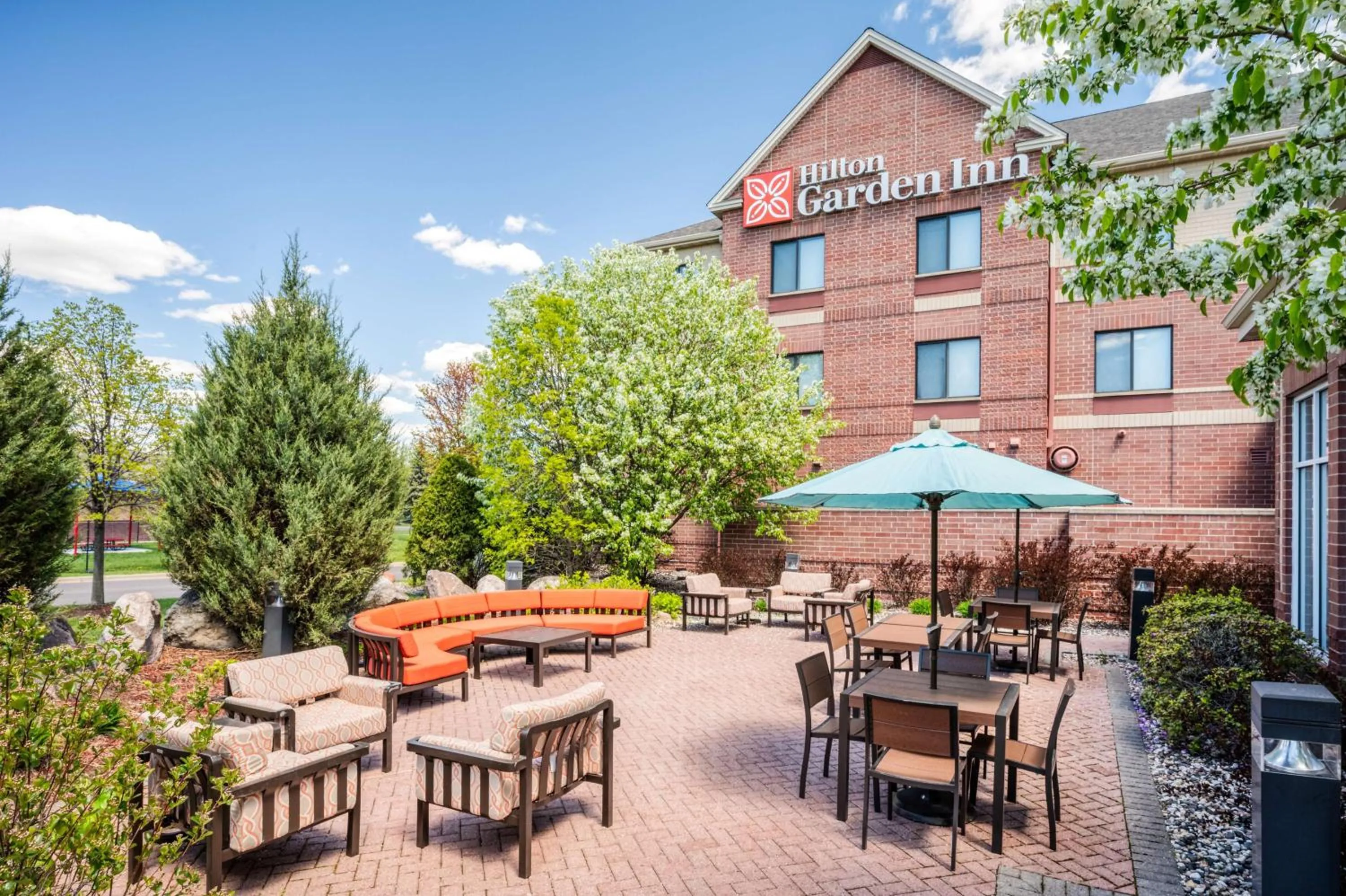 Property building in Hilton Garden Inn Minneapolis Maple Grove