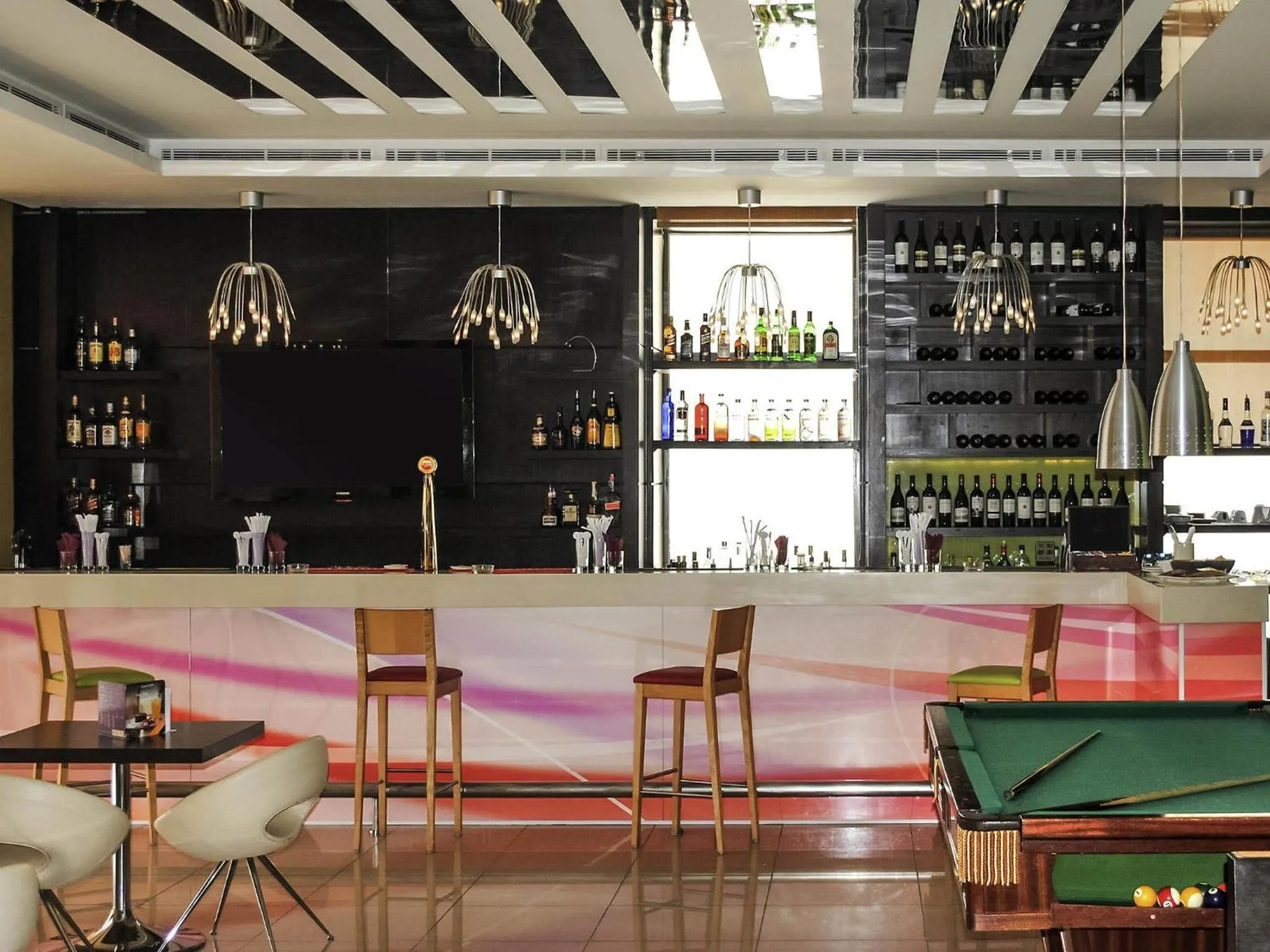 Lounge or bar in ibis Amman