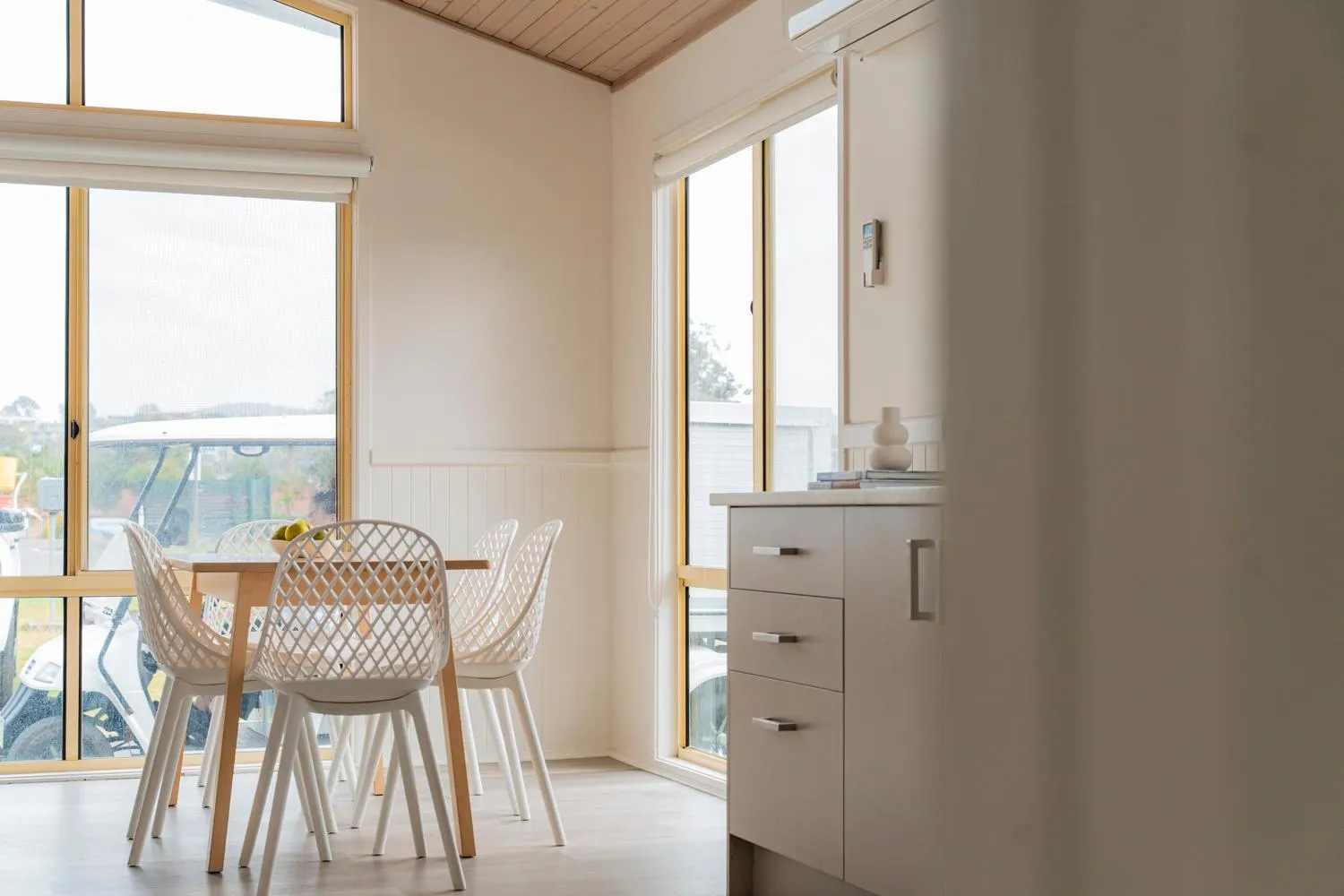 Dining area in Tween Waters Merimbula