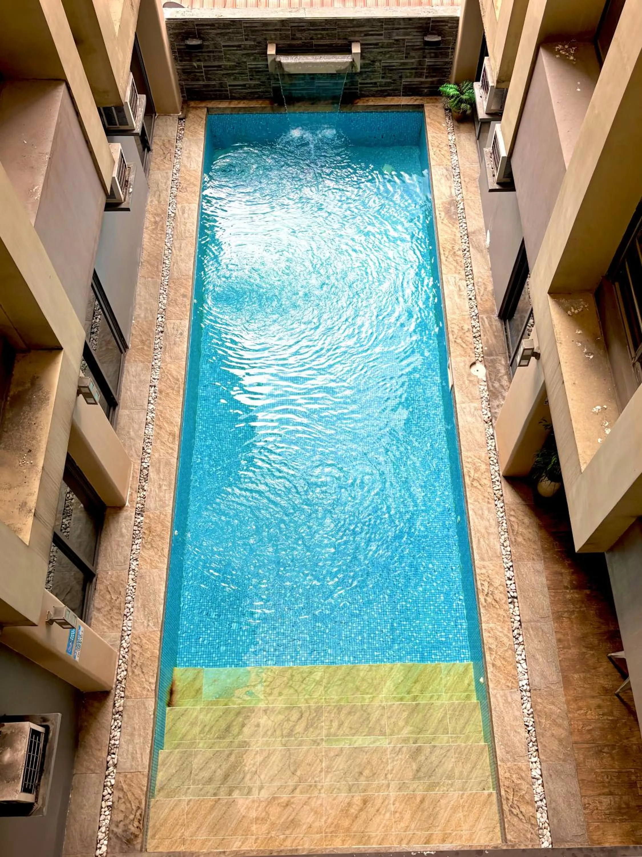 Swimming pool in Pacific Park Hotel