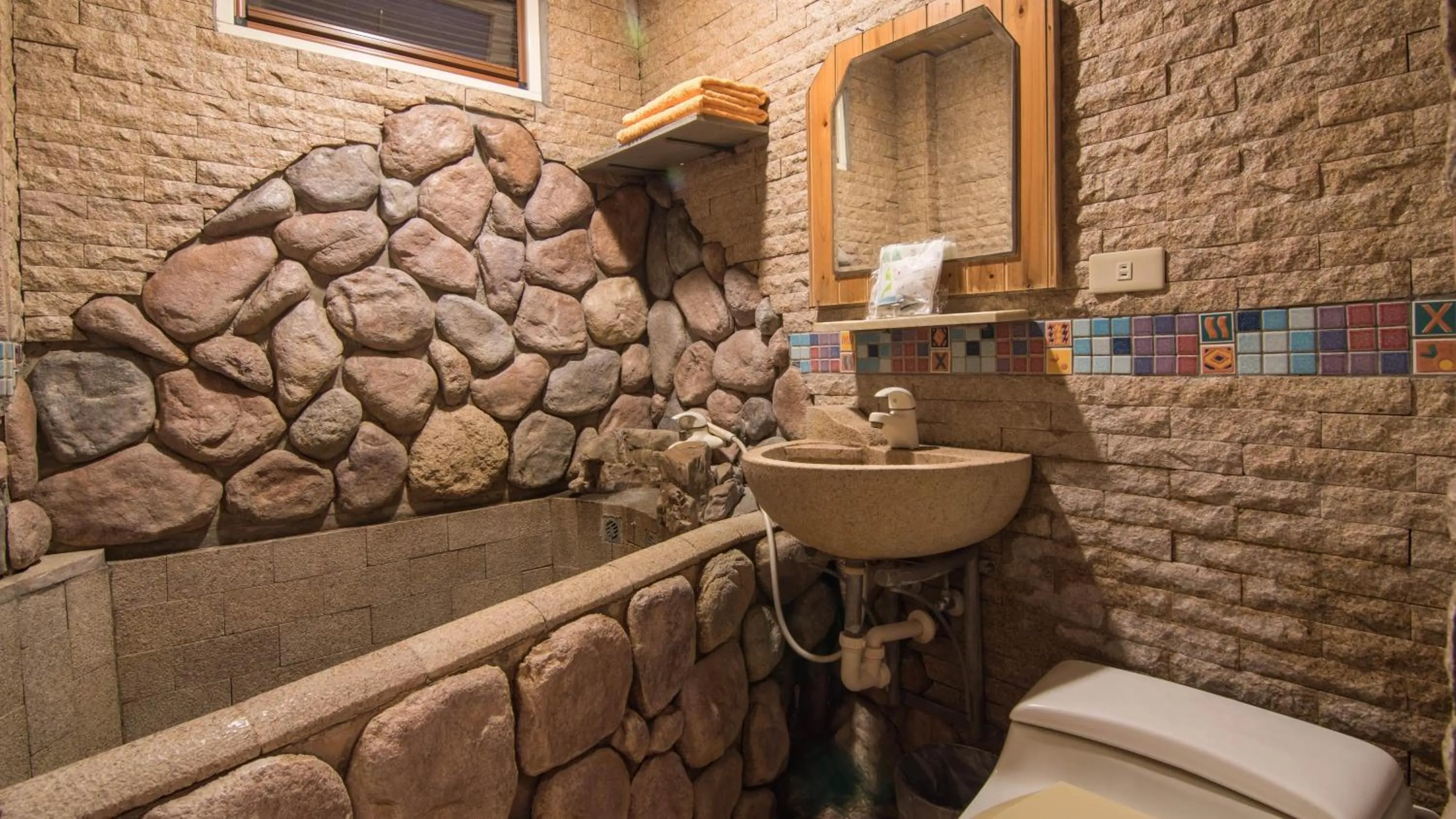 Photo of the whole room in Shankou Hotspring Hotel