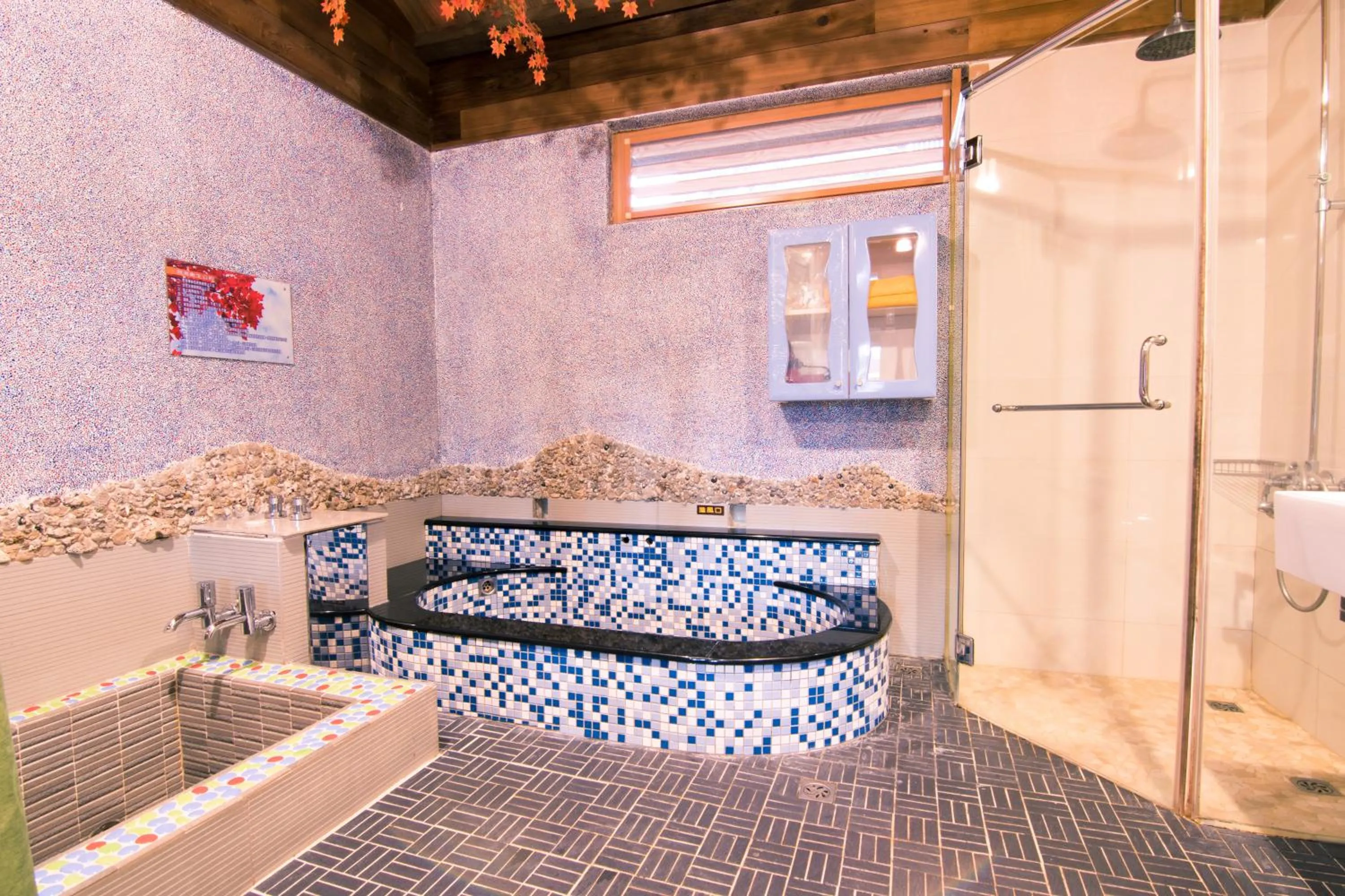 Bathroom in Shankou Hotspring Hotel