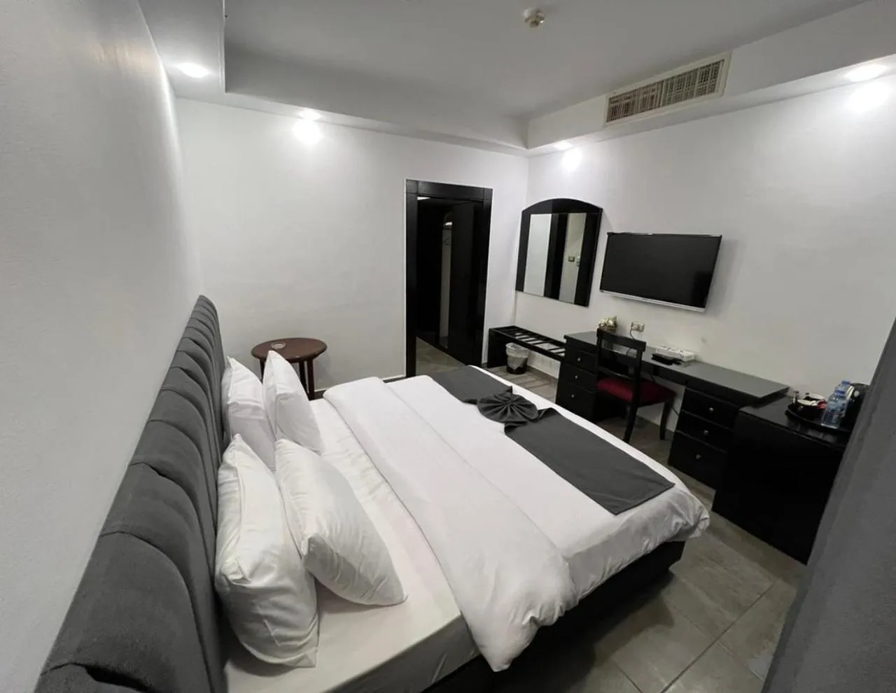 Bed in Torino Hotel Amman