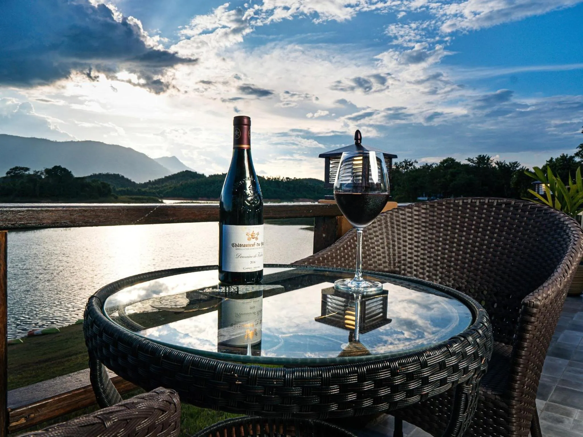 Food and drinks in Green View Resort