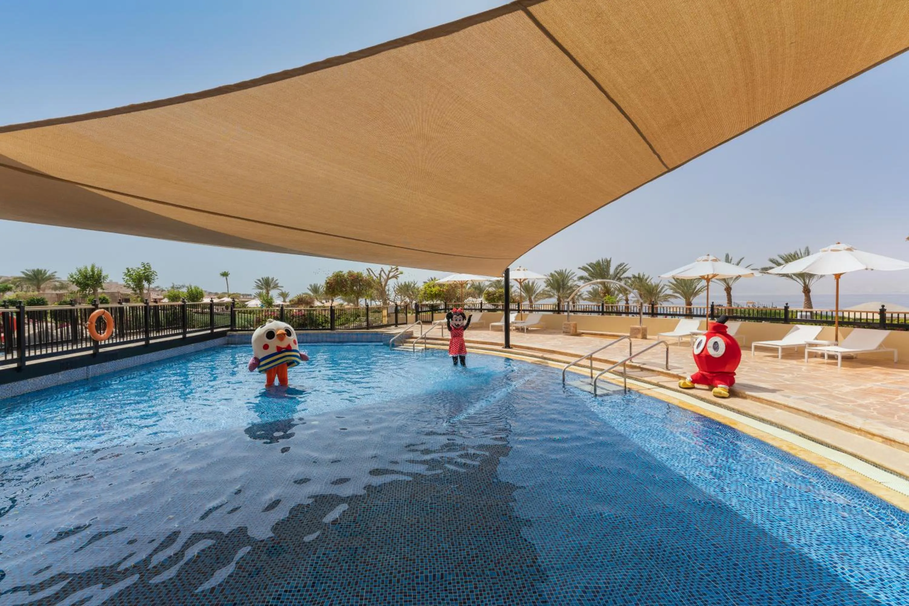 Swimming pool in Mövenpick Resort & Spa Tala Bay Aqaba