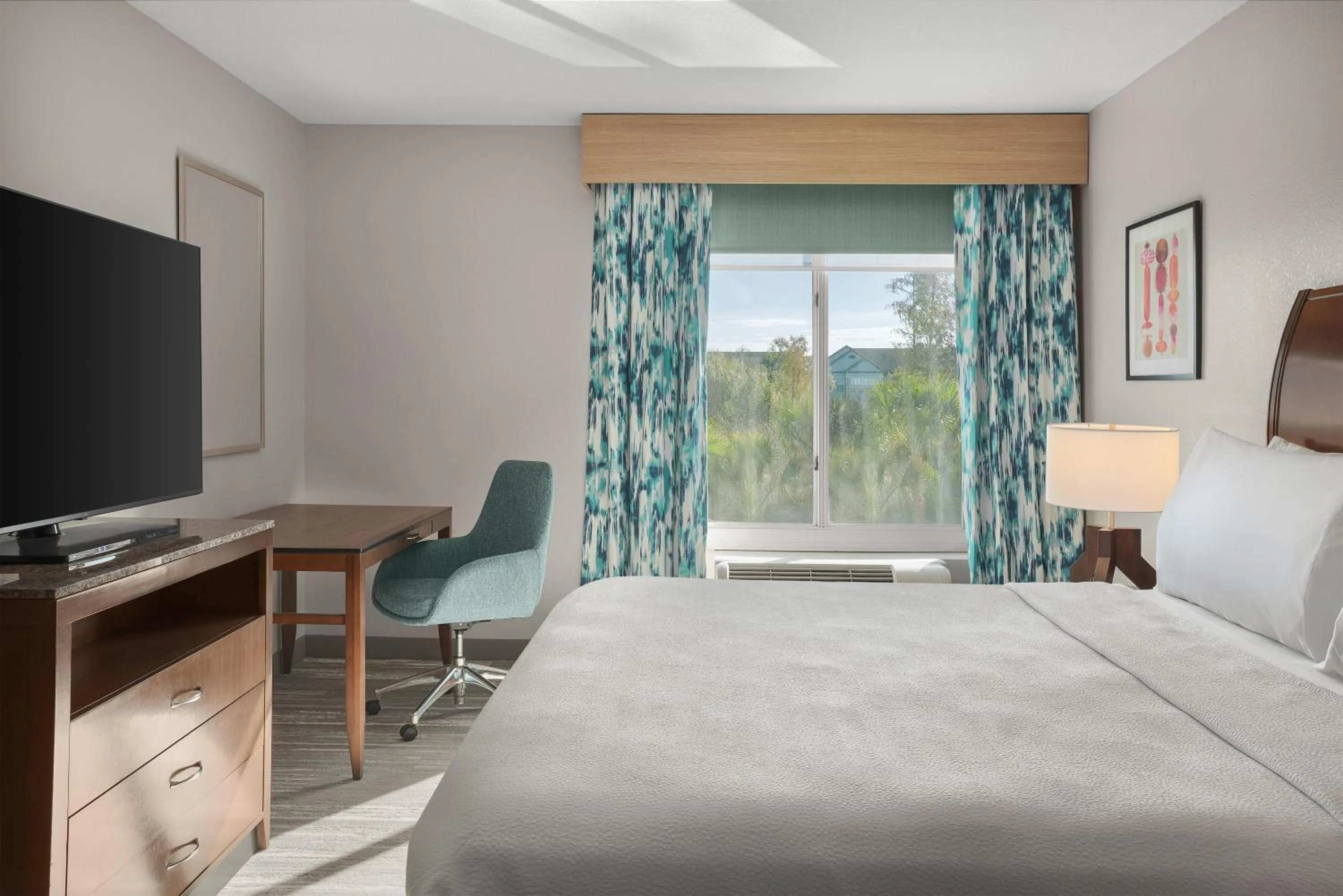 Bed in Hilton Garden Inn Tampa North