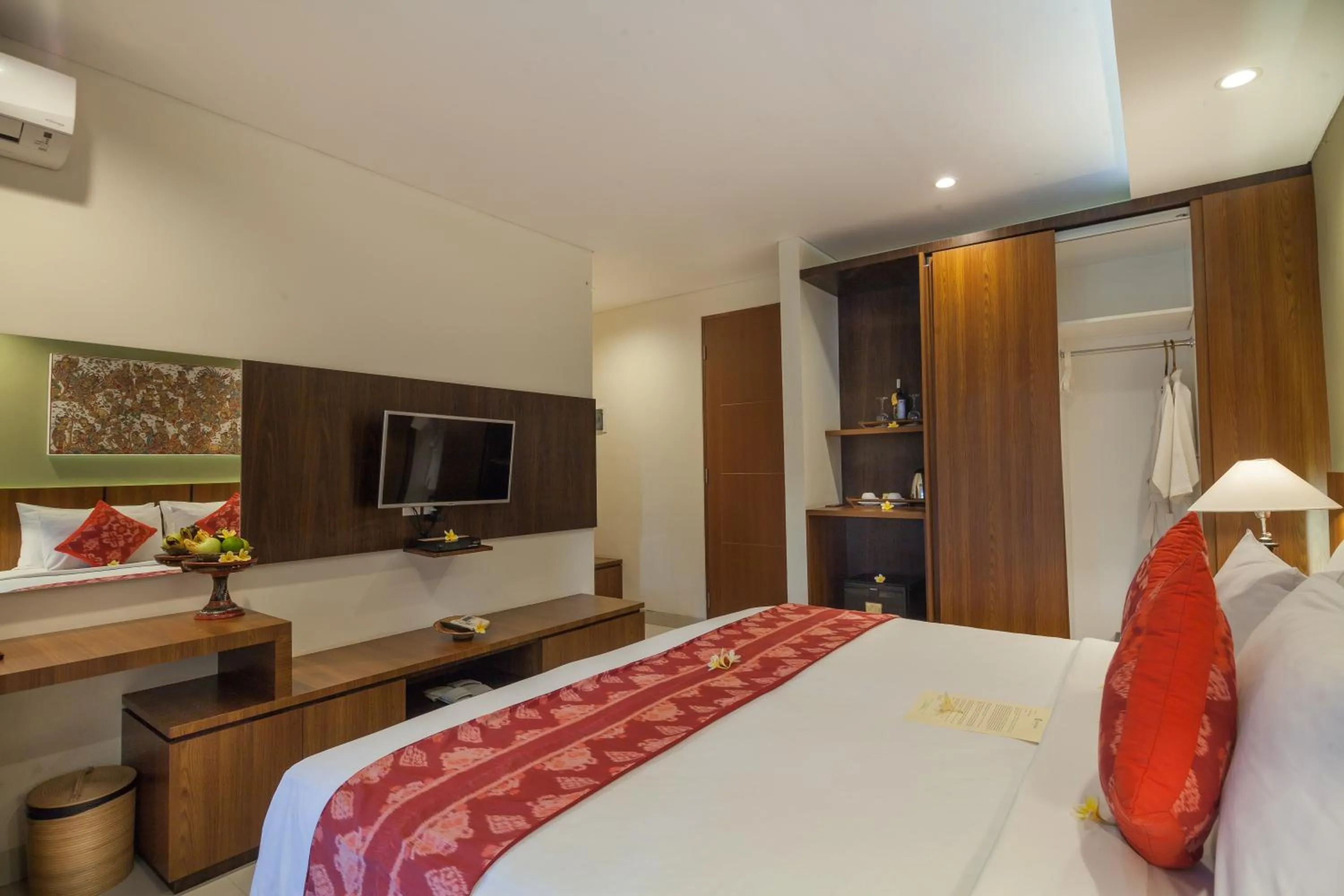 Decorative detail, Bed in River Sakti Ubud by Prasi