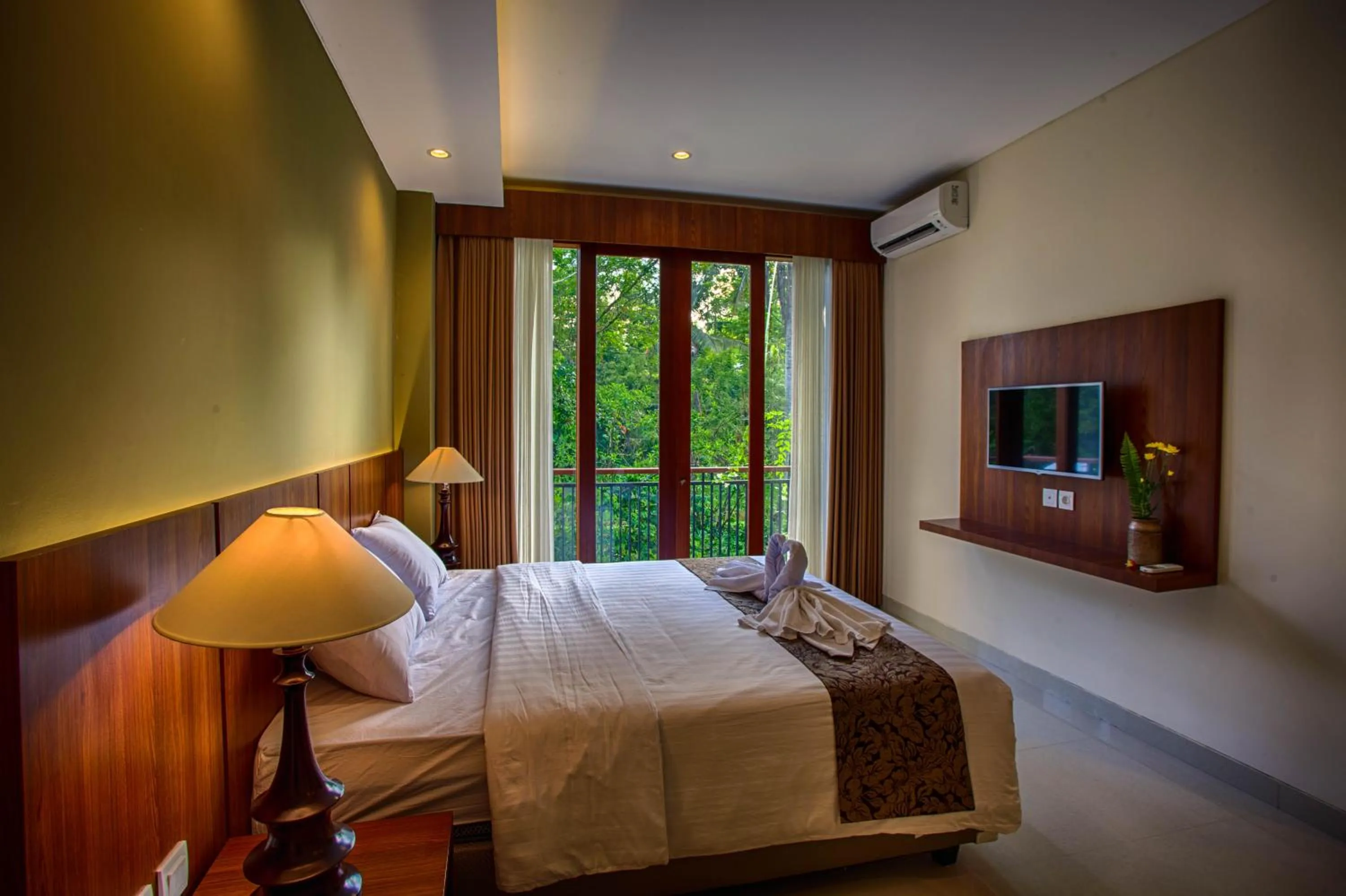 TV and multimedia, Bed in River Sakti Ubud by Prasi