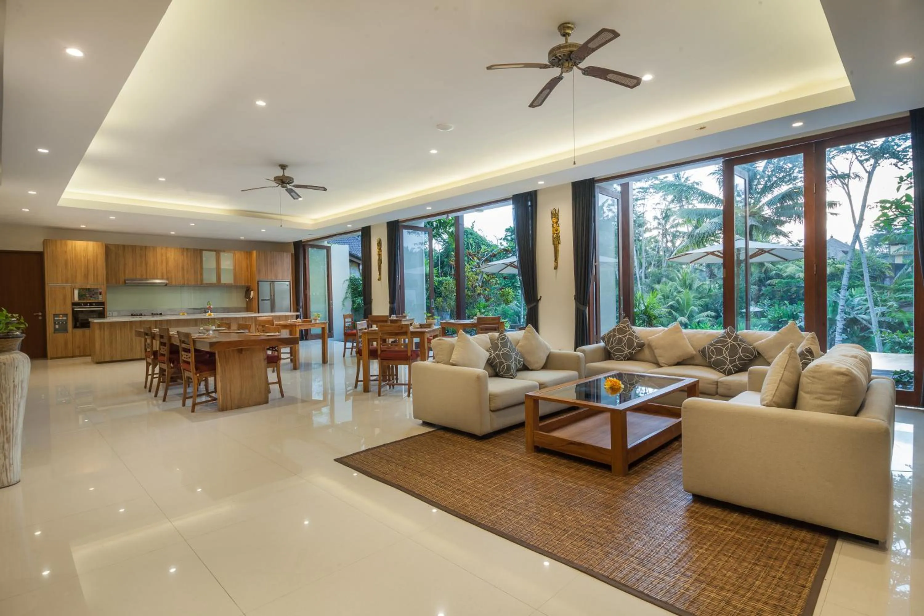 Living room in River Sakti Ubud by Prasi