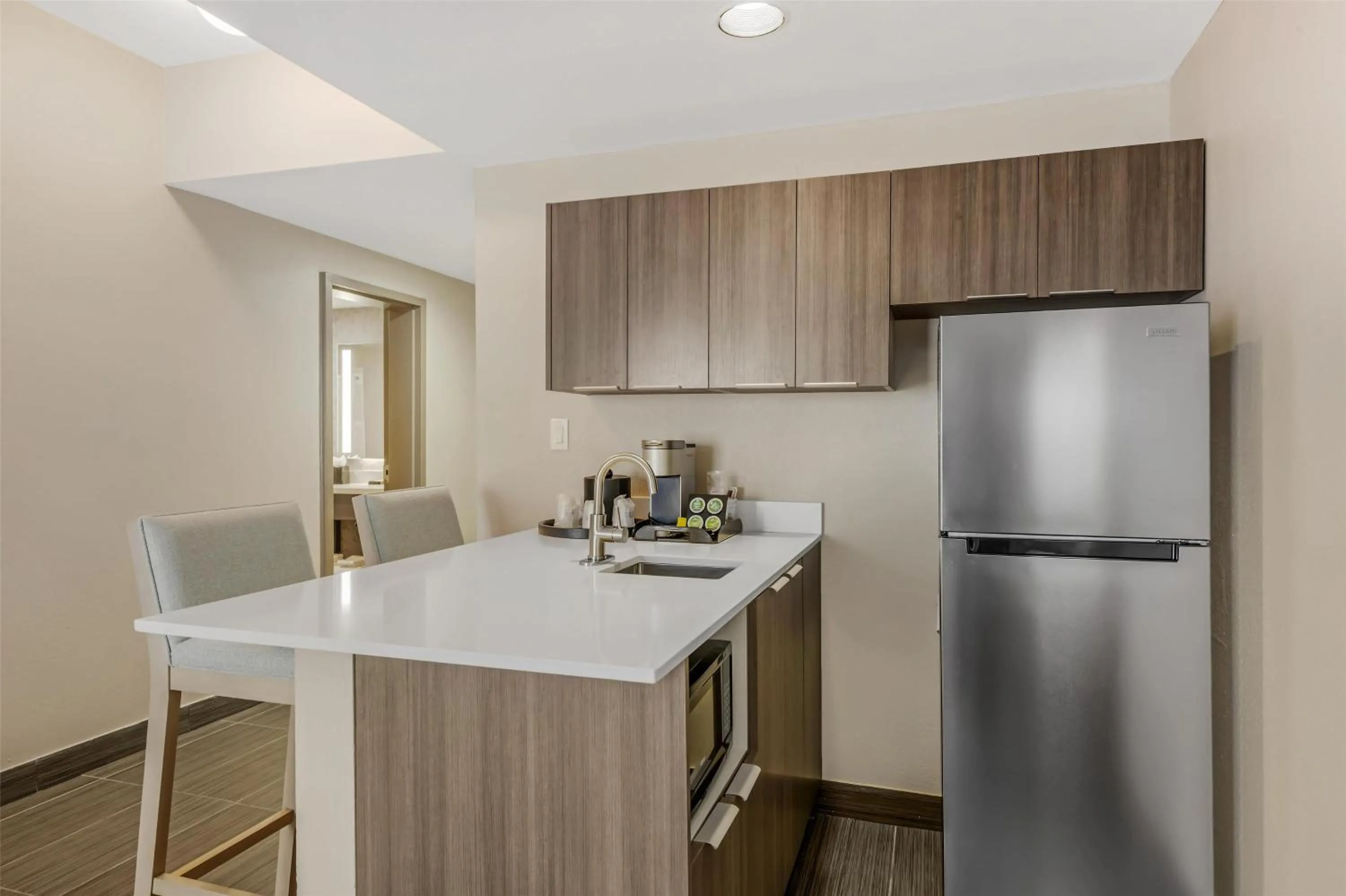 Bedroom in Best Western Plus Sanford Airport/Lake Mary Hotel