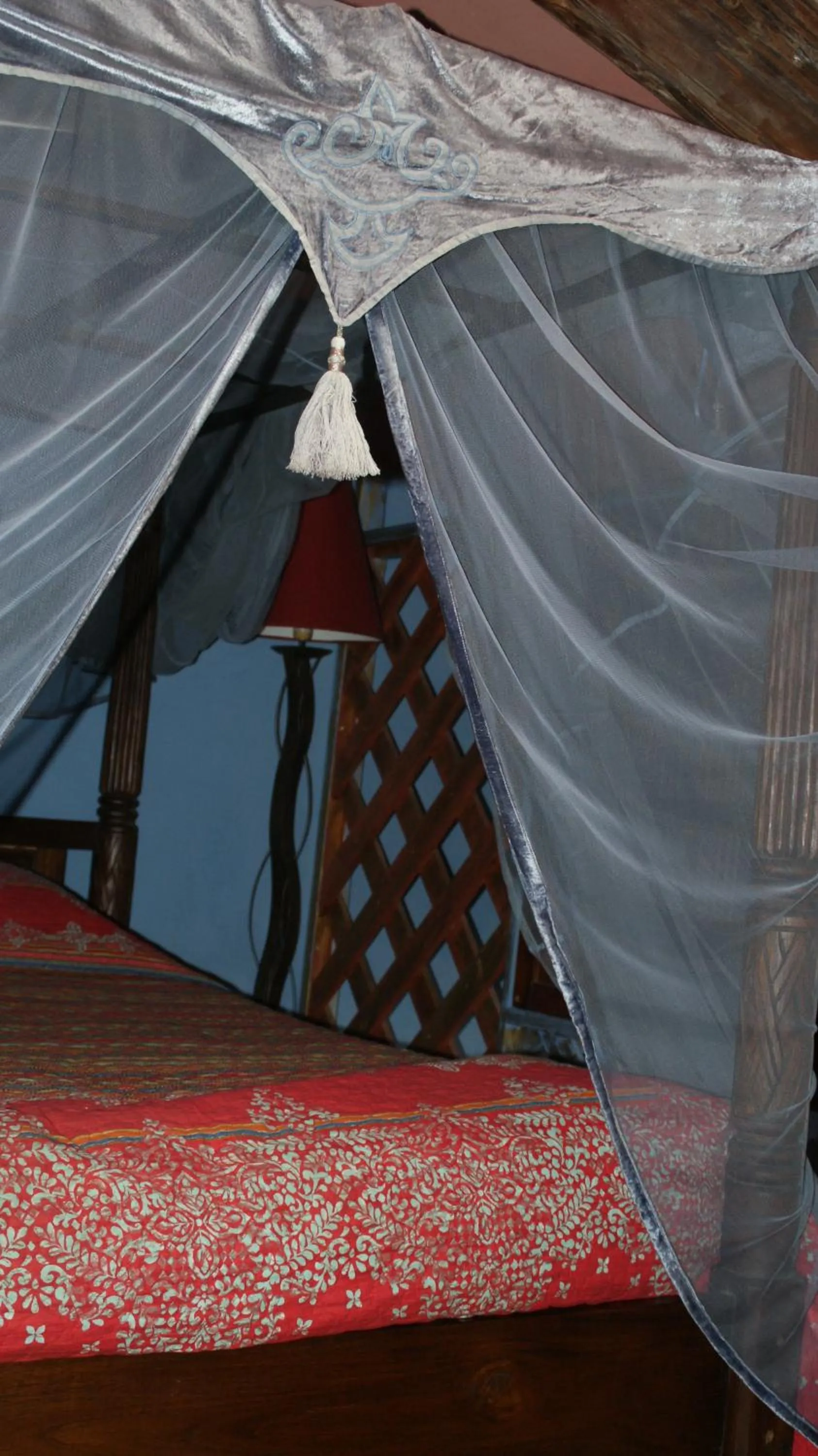 Bed in Demeure de Digoine "Chambre d'Hotes"