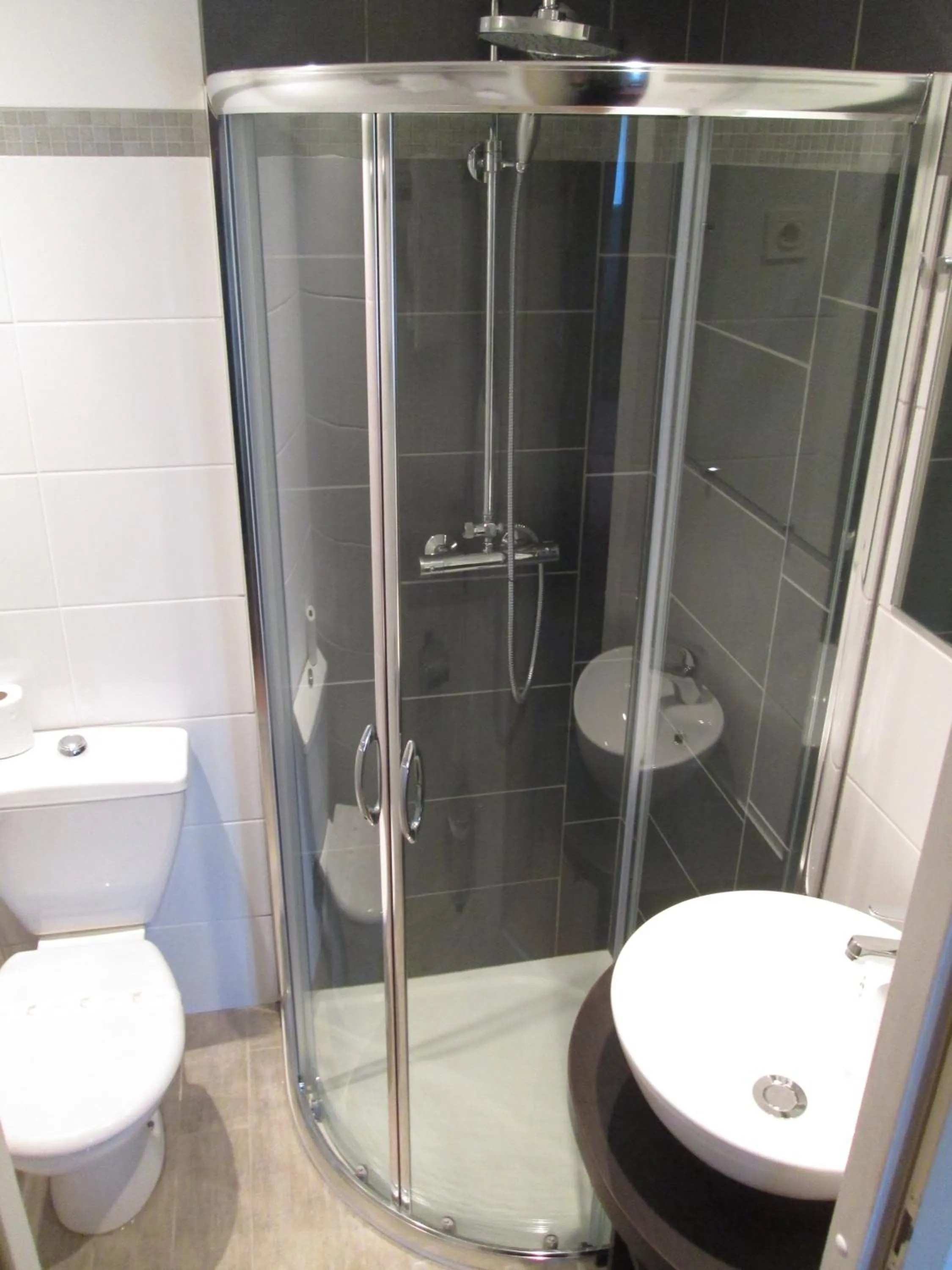 Bathroom in Top Motel