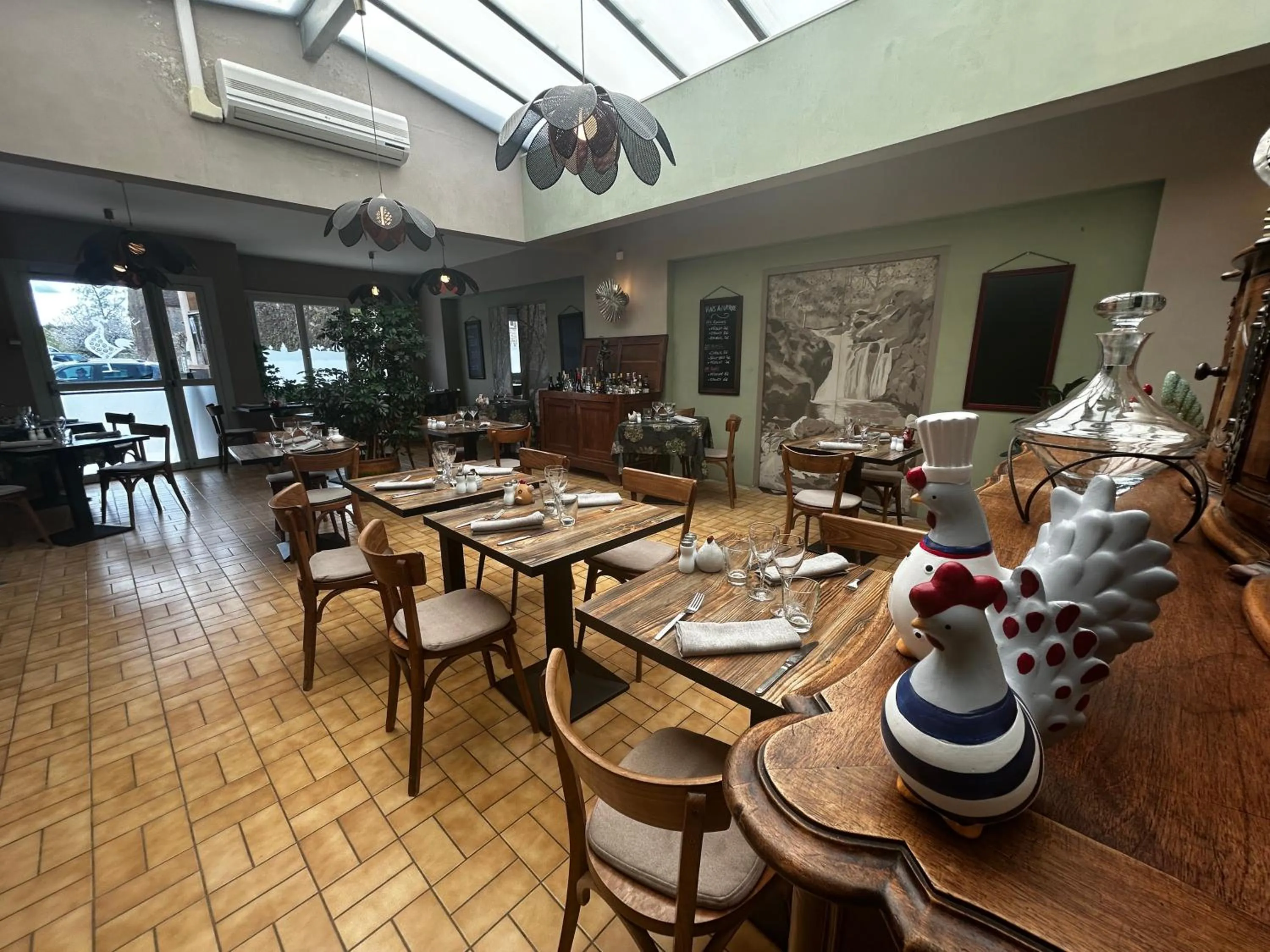 Restaurant/places to eat in Au Soleil d'Or