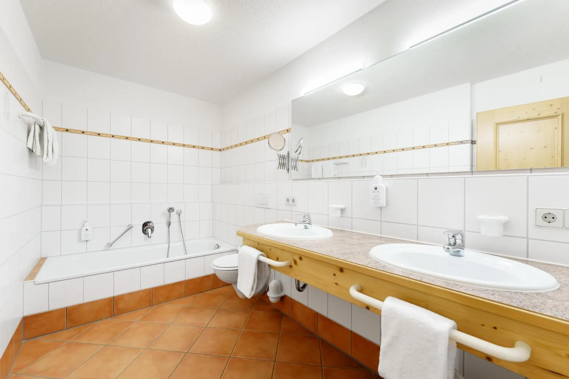 Bathroom in Hotel Schlehdorn