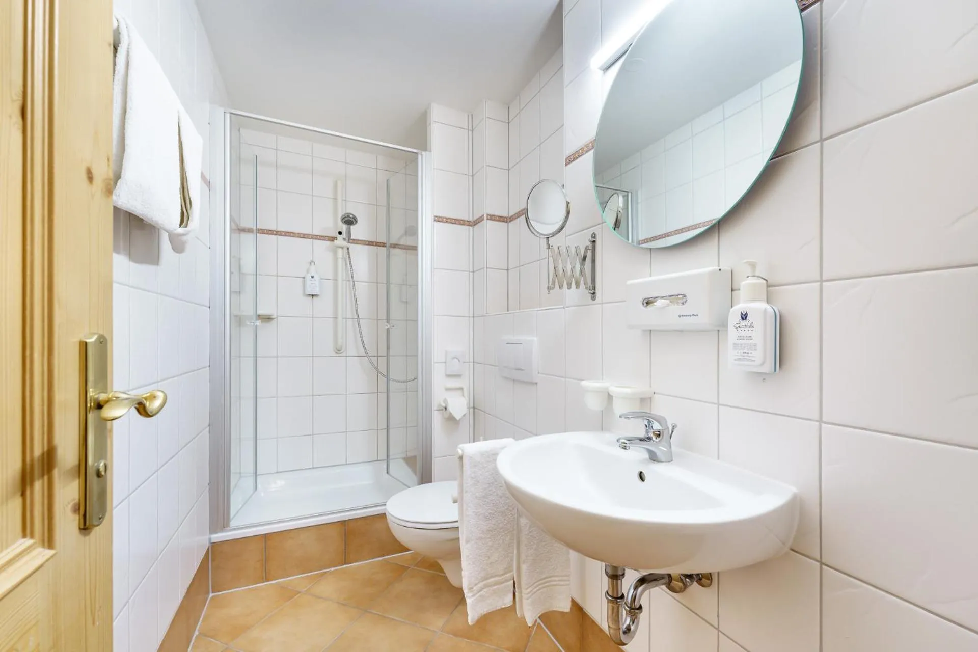 Shower in Hotel Schlehdorn