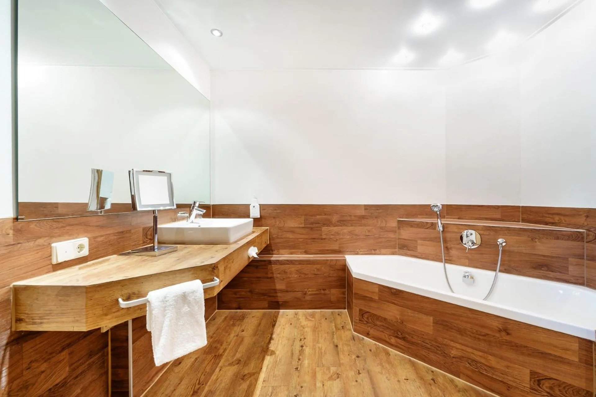 Bathroom in Hotel Schlehdorn