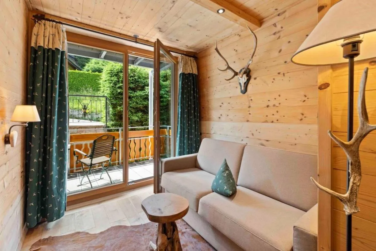 Seating area in Hotel Schlehdorn