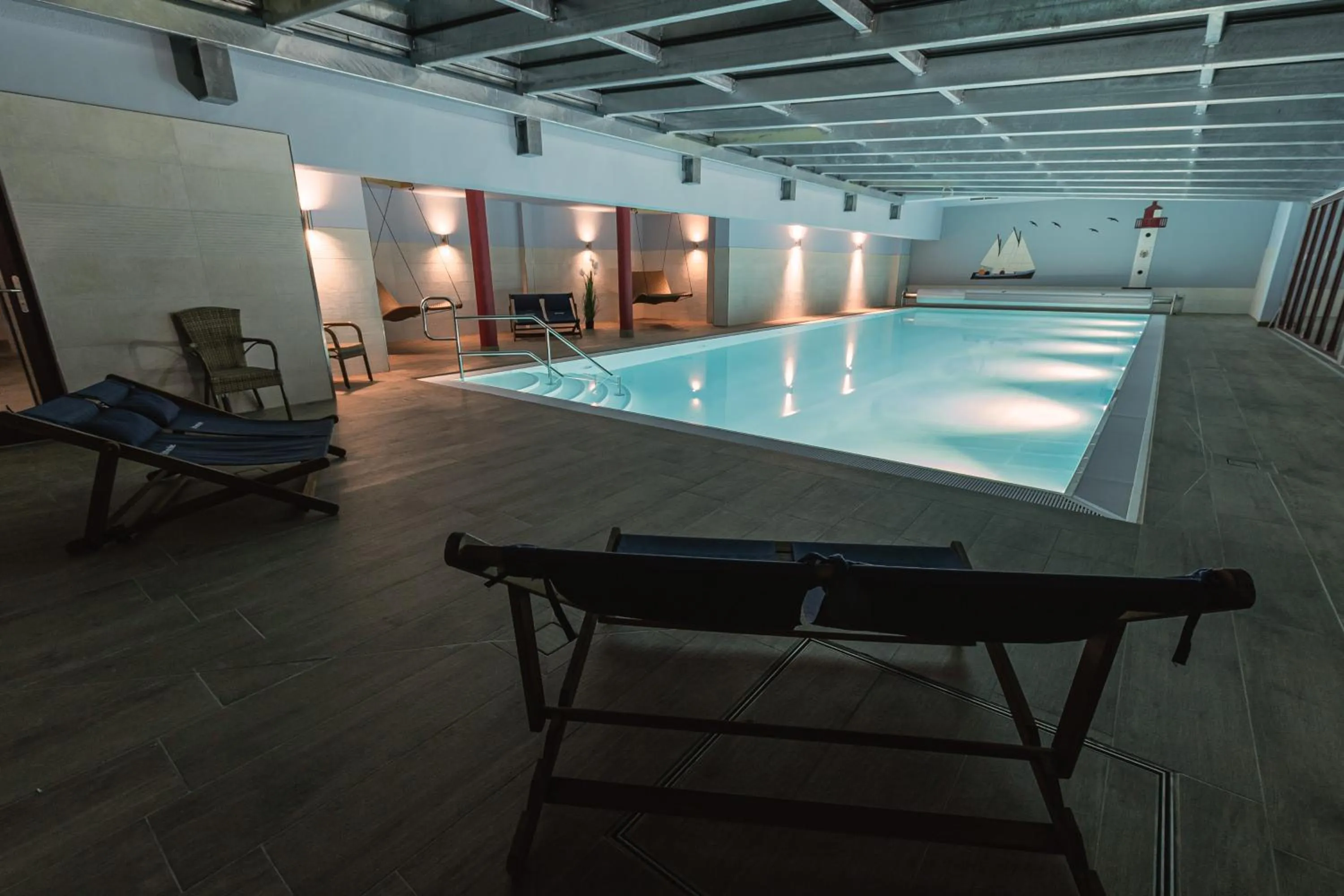 Swimming pool in HAFFHUS - Hotel & Spa