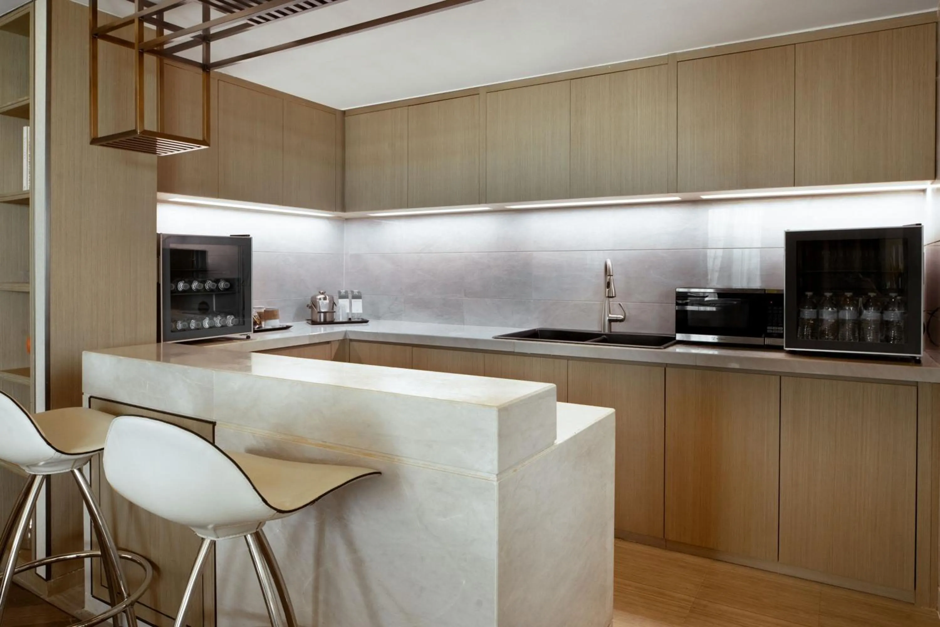 Kitchen or kitchenette in Sheraton Universal