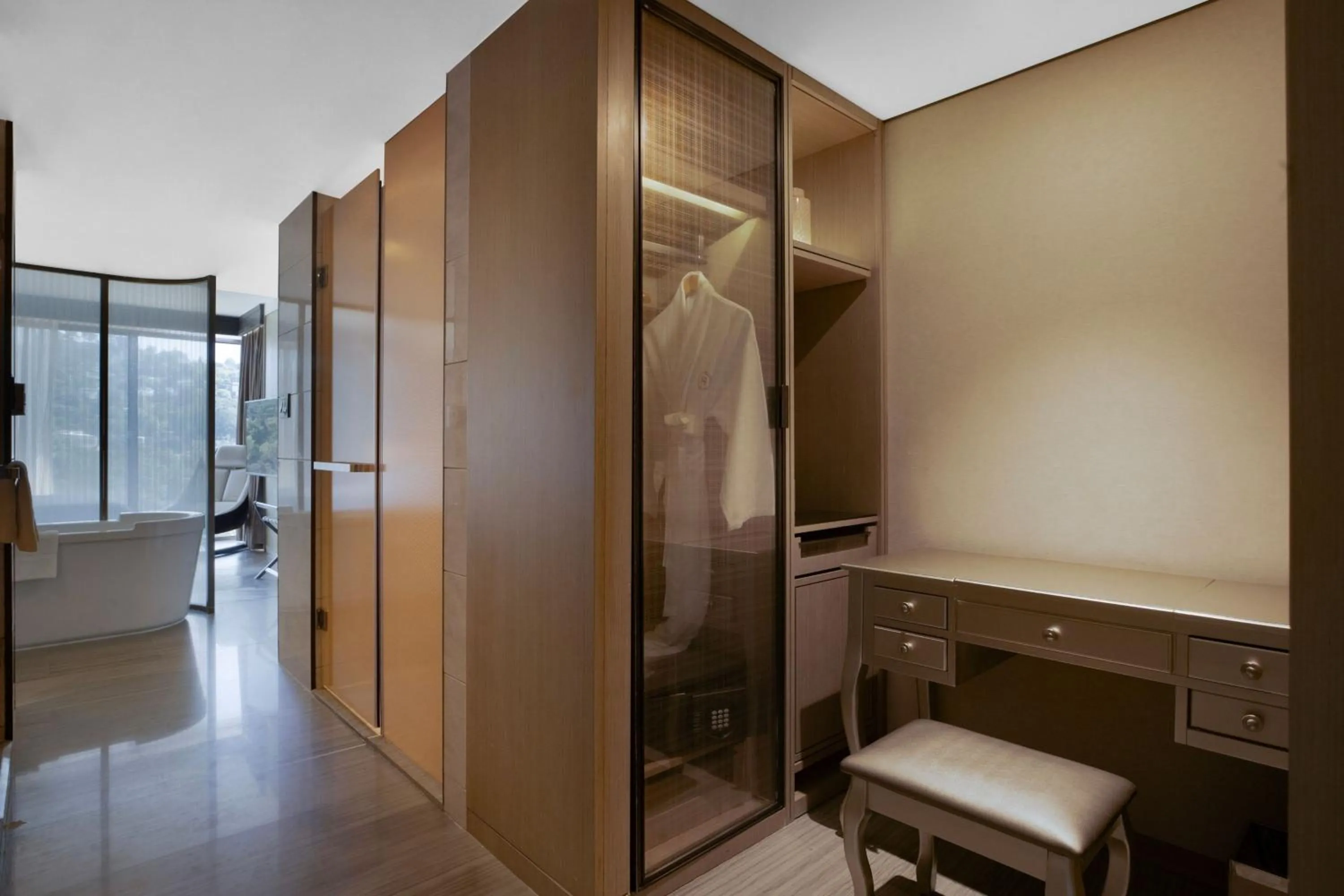 Photo of the whole room in Sheraton Universal