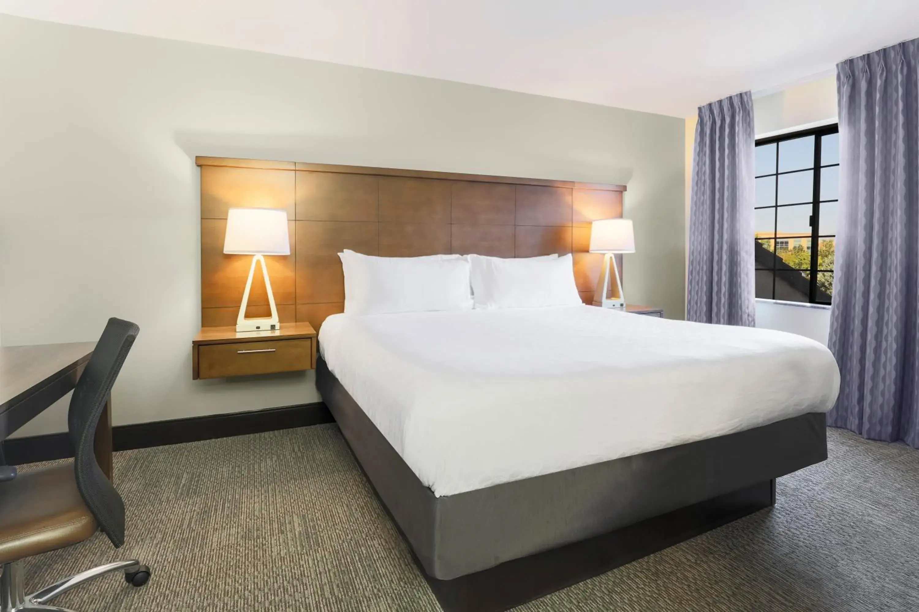 Two-Bedroom Suite in Staybridge Suites Reno Nevada by IHG Two-Bedroom Suite in Staybridge Suites Reno Nevada by IHG