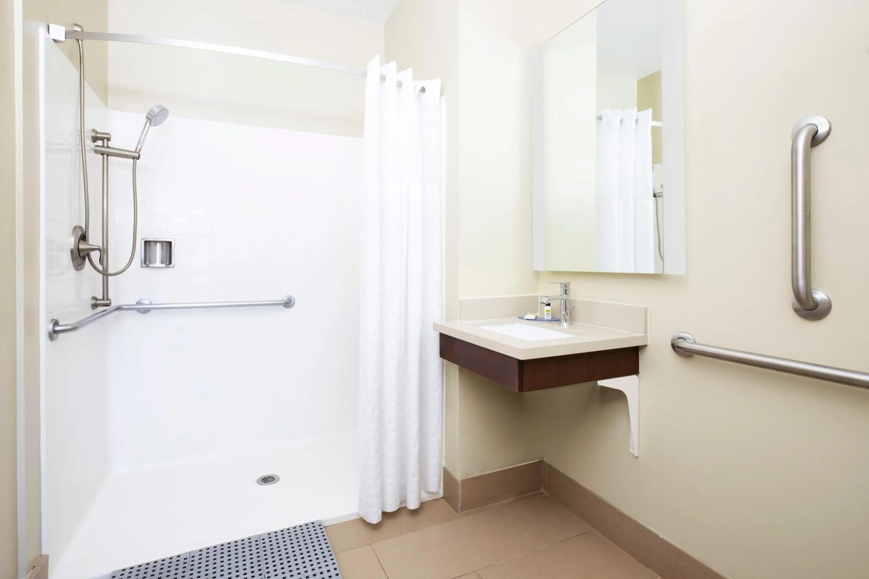 Bathroom in Staybridge Suites Reno Nevada by IHG