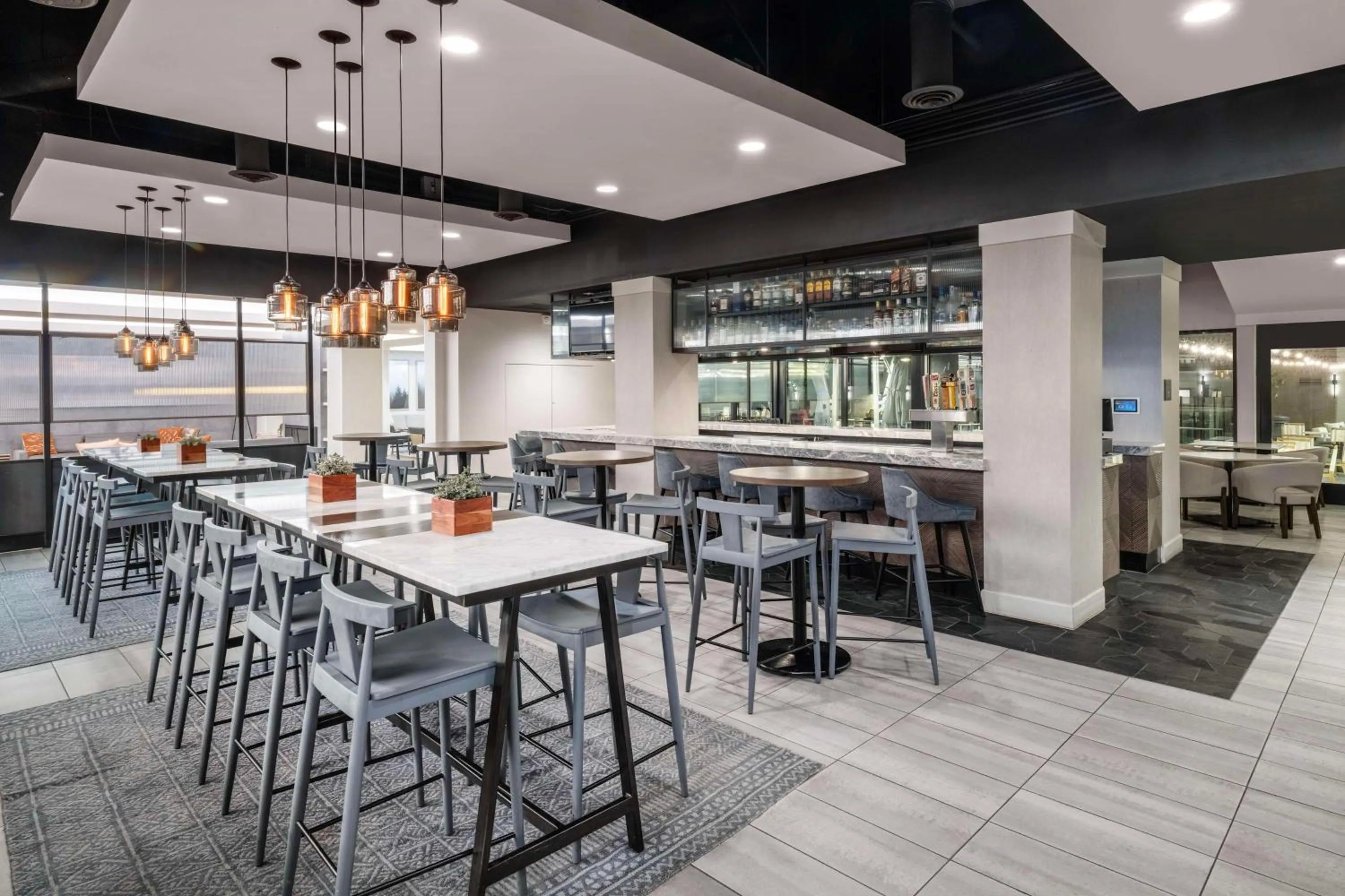 Restaurant/places to eat in DoubleTree by Hilton Denver Cherry Creek, CO