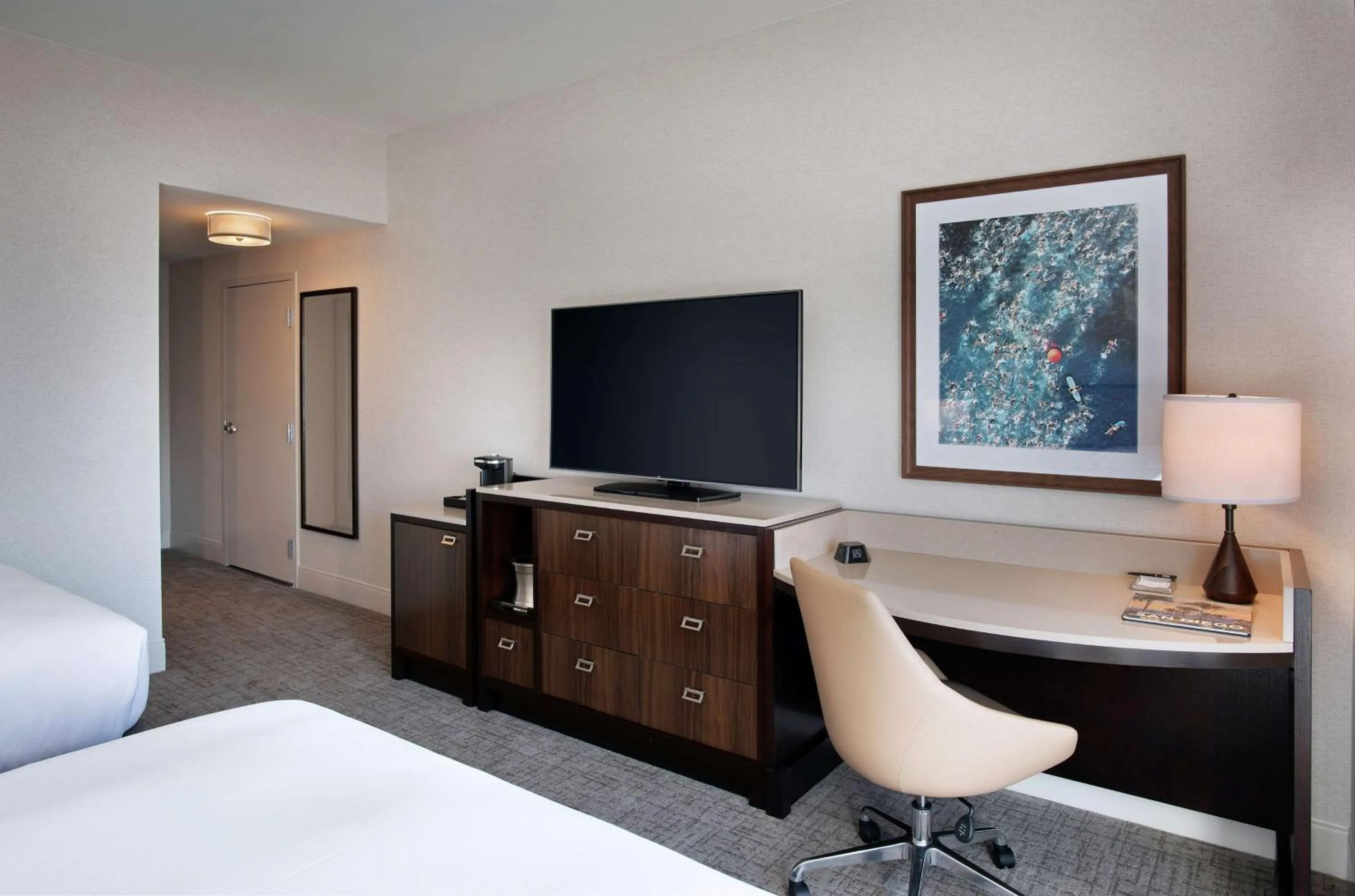 Bedroom, Bed in Hilton San Diego Bayfront