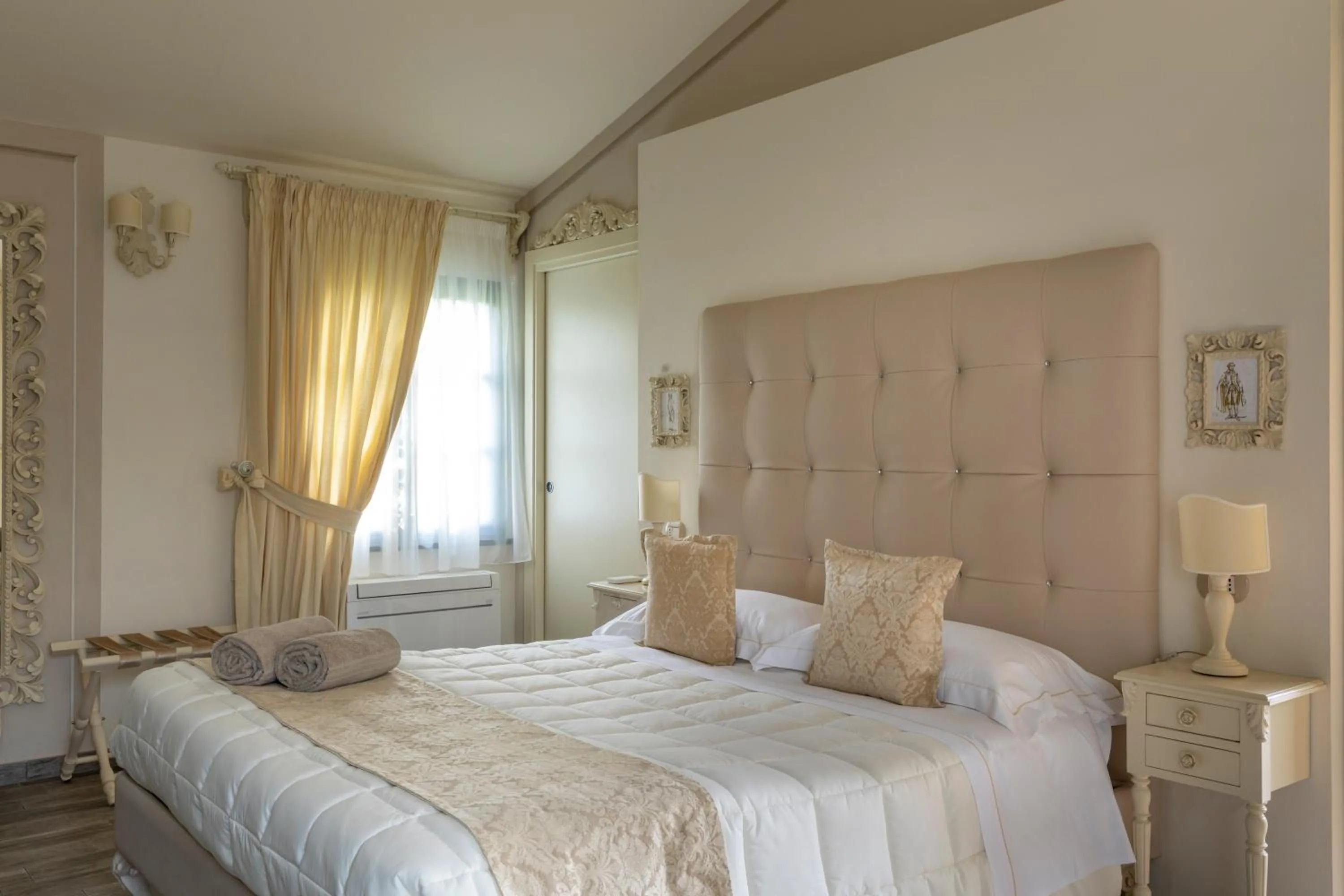 Bed in Relais Sassa al Sole