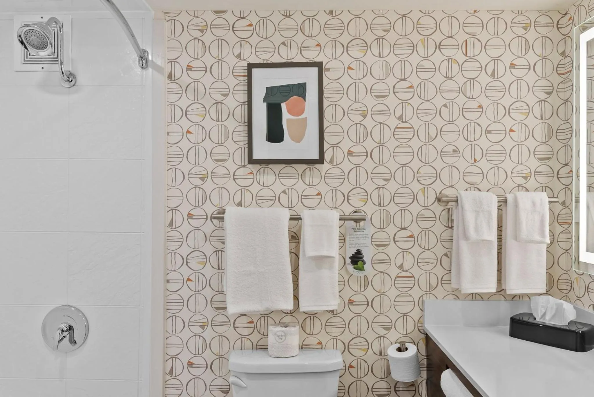 Photo of the whole room in Holiday Inn Niagara Falls State Park Entry by IHG