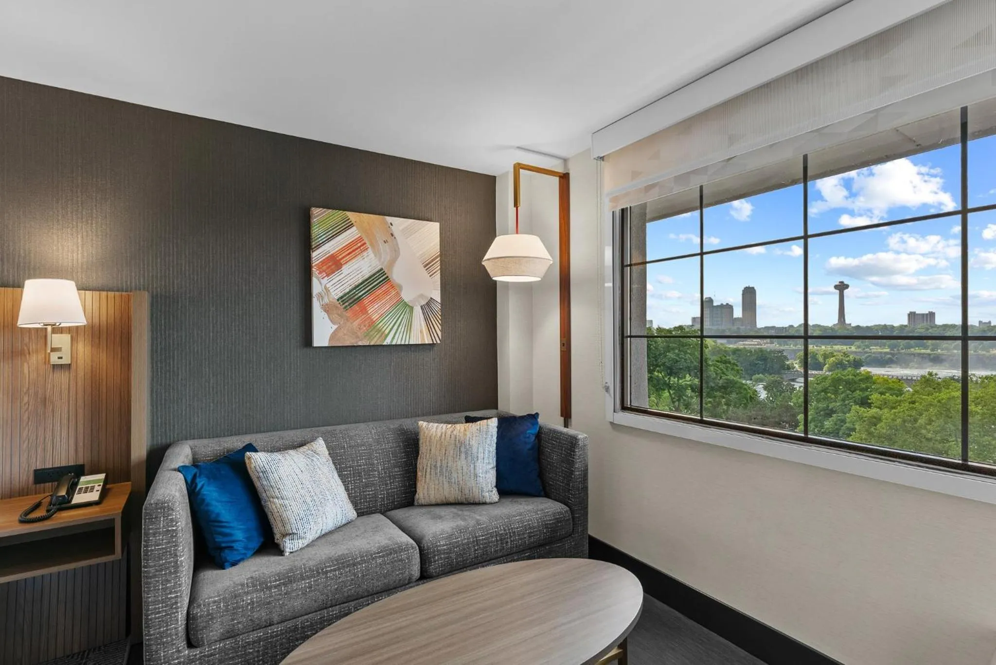 Photo of the whole room in Holiday Inn Niagara Falls State Park Entry by IHG