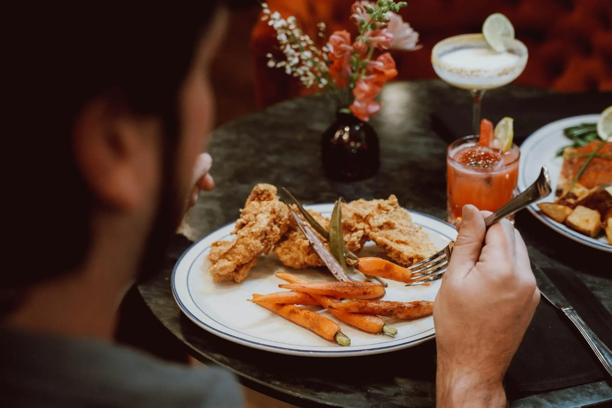 Restaurant/places to eat in Hotel Indigo Nashville - The Countrypolitan