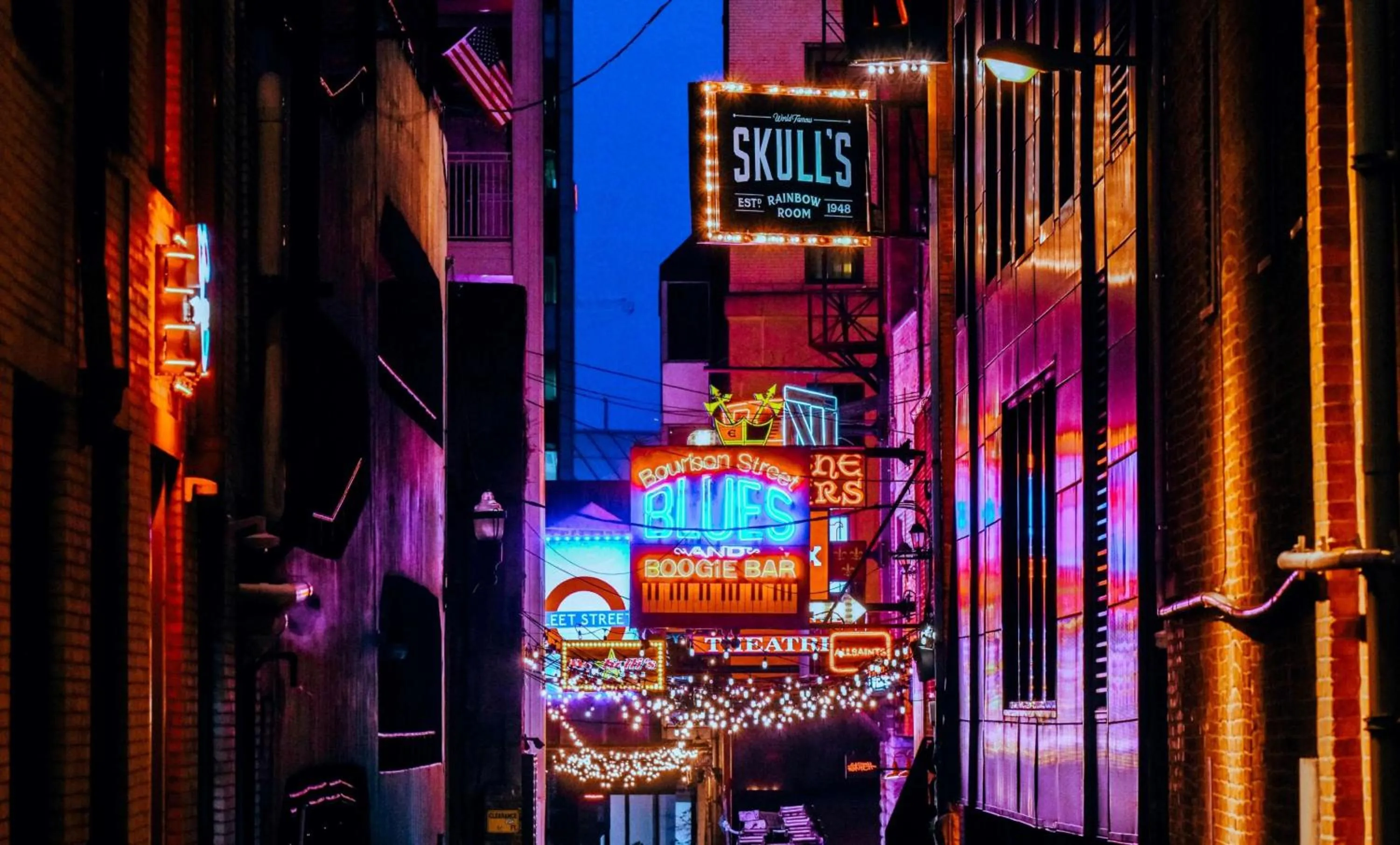 Property building in Hotel Indigo Nashville - The Countrypolitan