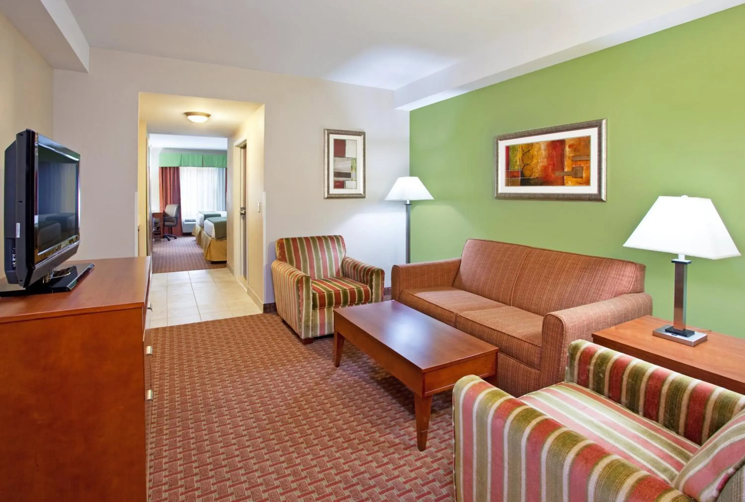 Suite with Two Queen Beds in Holiday Inn Express & Suites Niagara Falls by IHG Suite with Two Queen Beds in Holiday Inn Express & Suites Niagara Falls by IHG