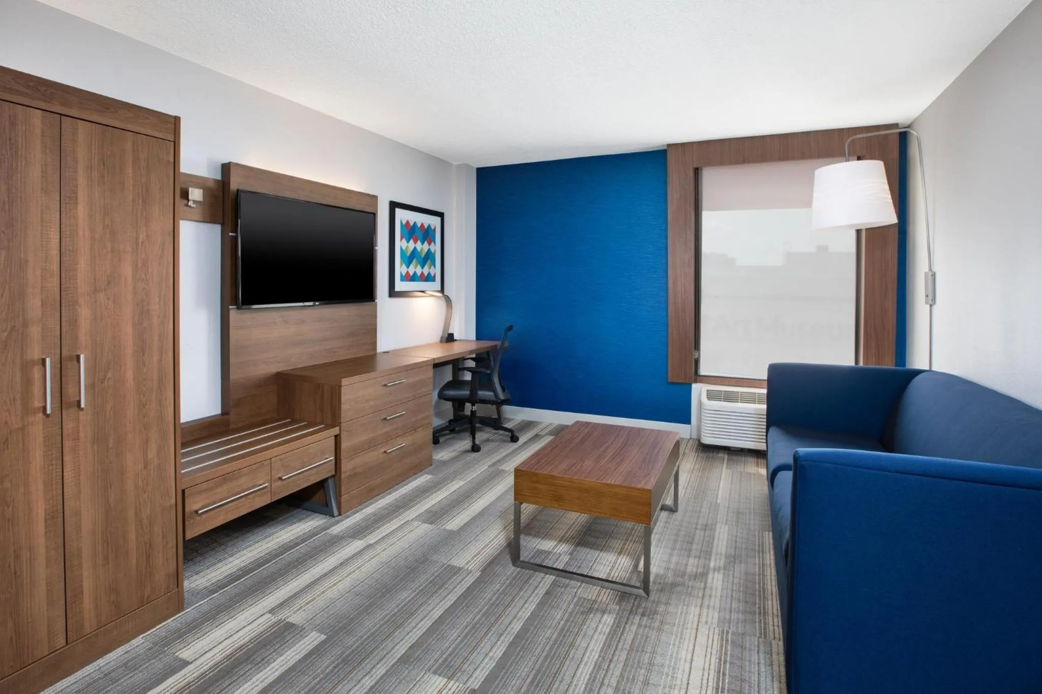 Photo of the whole room in Holiday Inn Express Nashville-Downtown - Broadway by IHG
