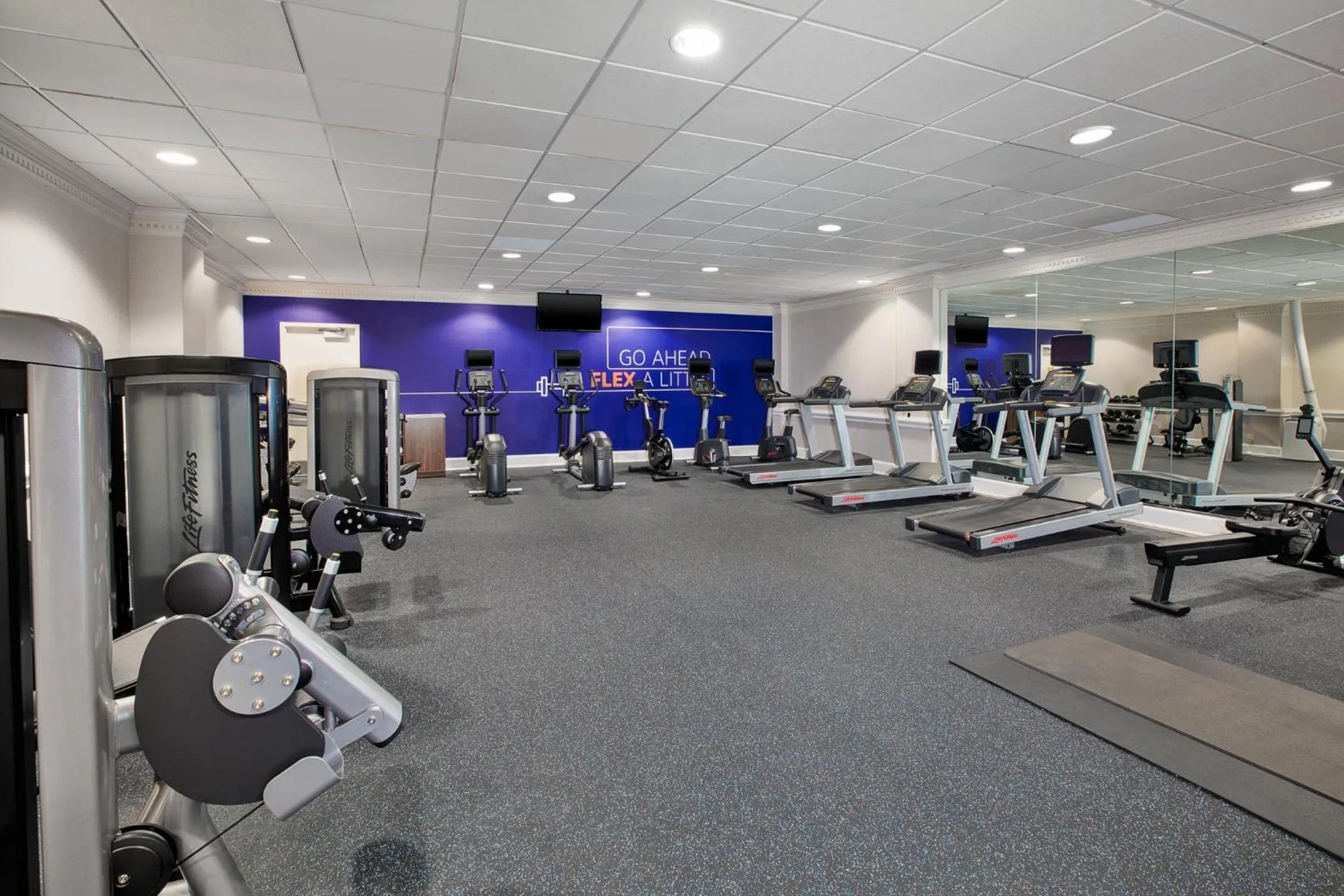 Fitness centre/facilities in Holiday Inn Express Nashville-Downtown - Broadway by IHG