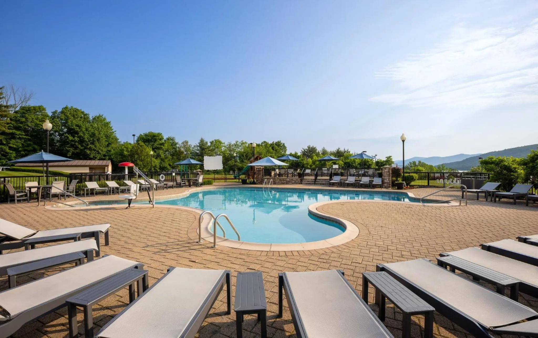 Swimming pool in Holiday Inn Resort Lake George by IHG