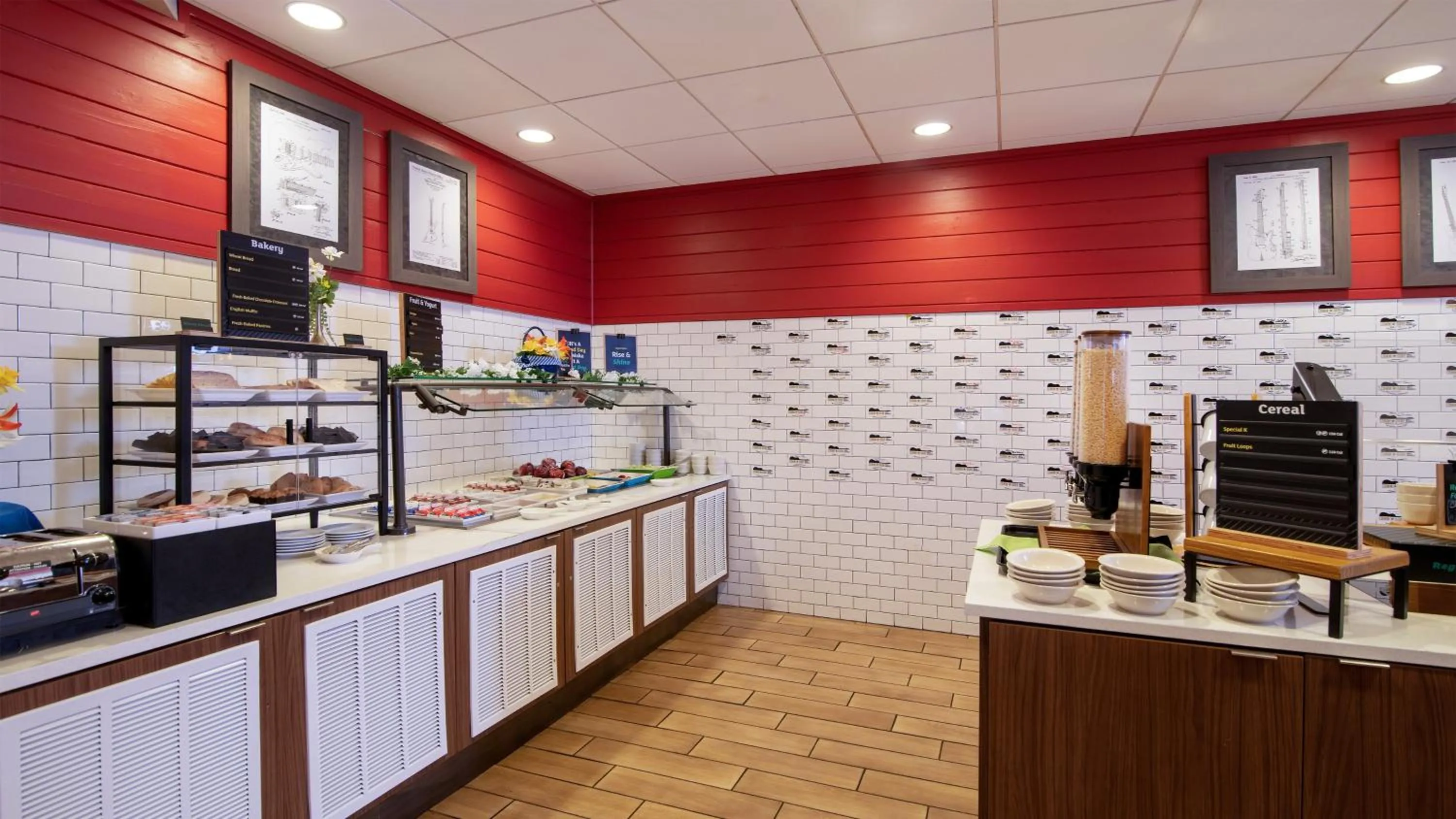 Breakfast in Holiday Inn Nashville - Vanderbilt - Dwtn by IHG