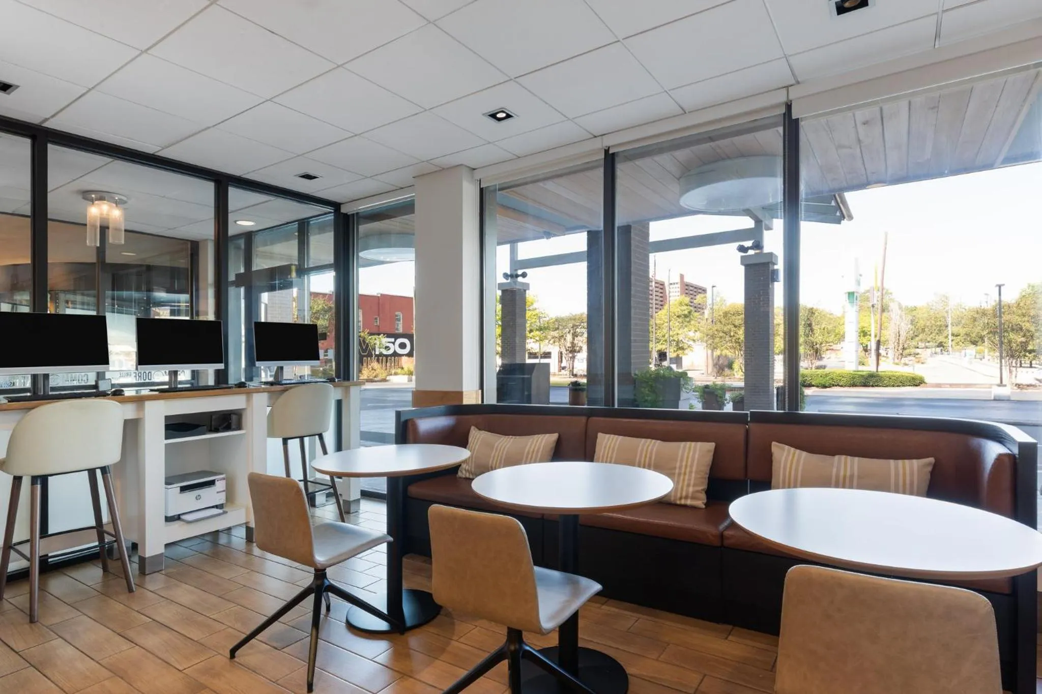 Property building in Holiday Inn Nashville - Vanderbilt - Dwtn by IHG