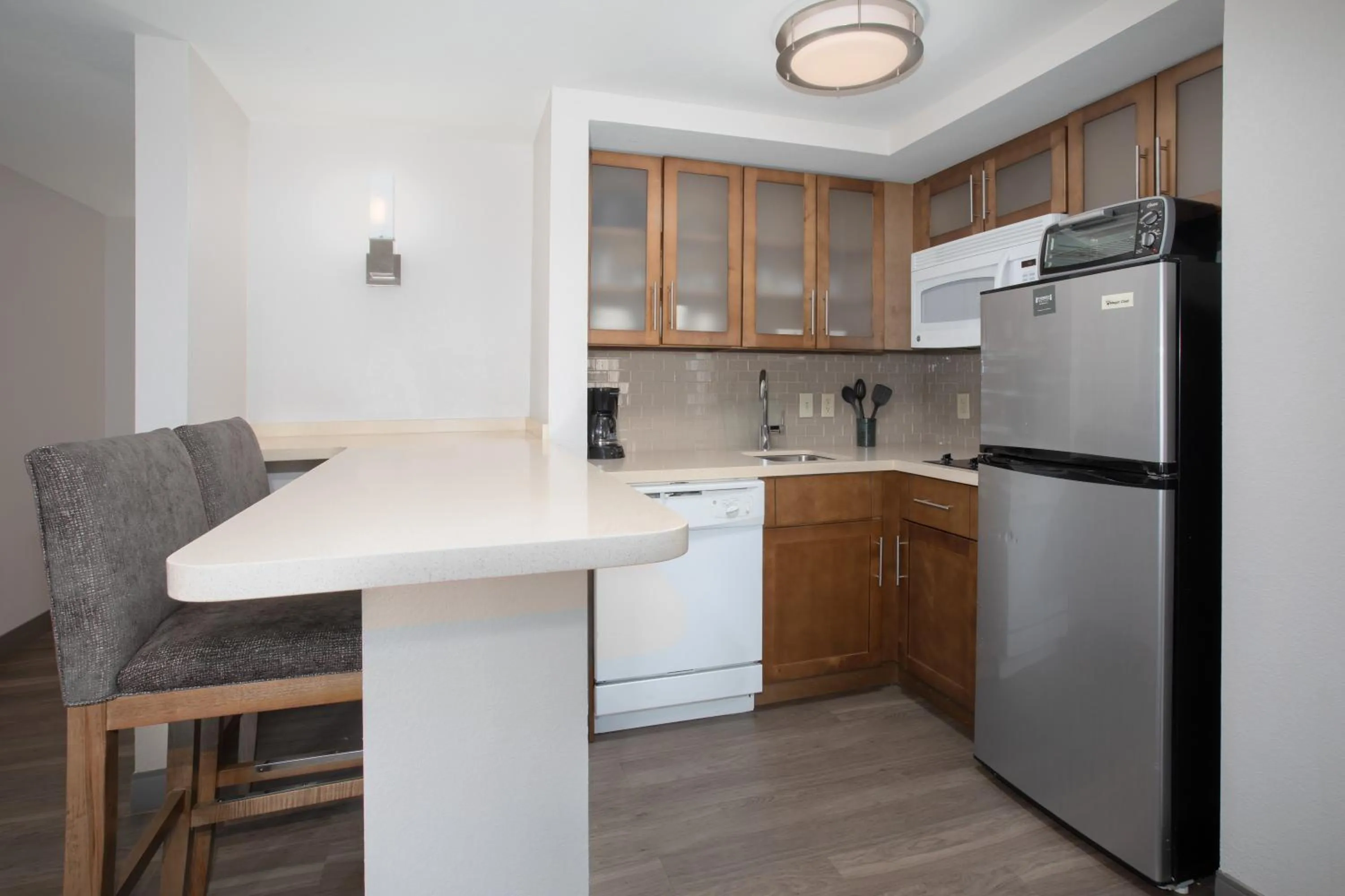 Kitchen or kitchenette in Staybridge Suites Denver International Airport by IHG